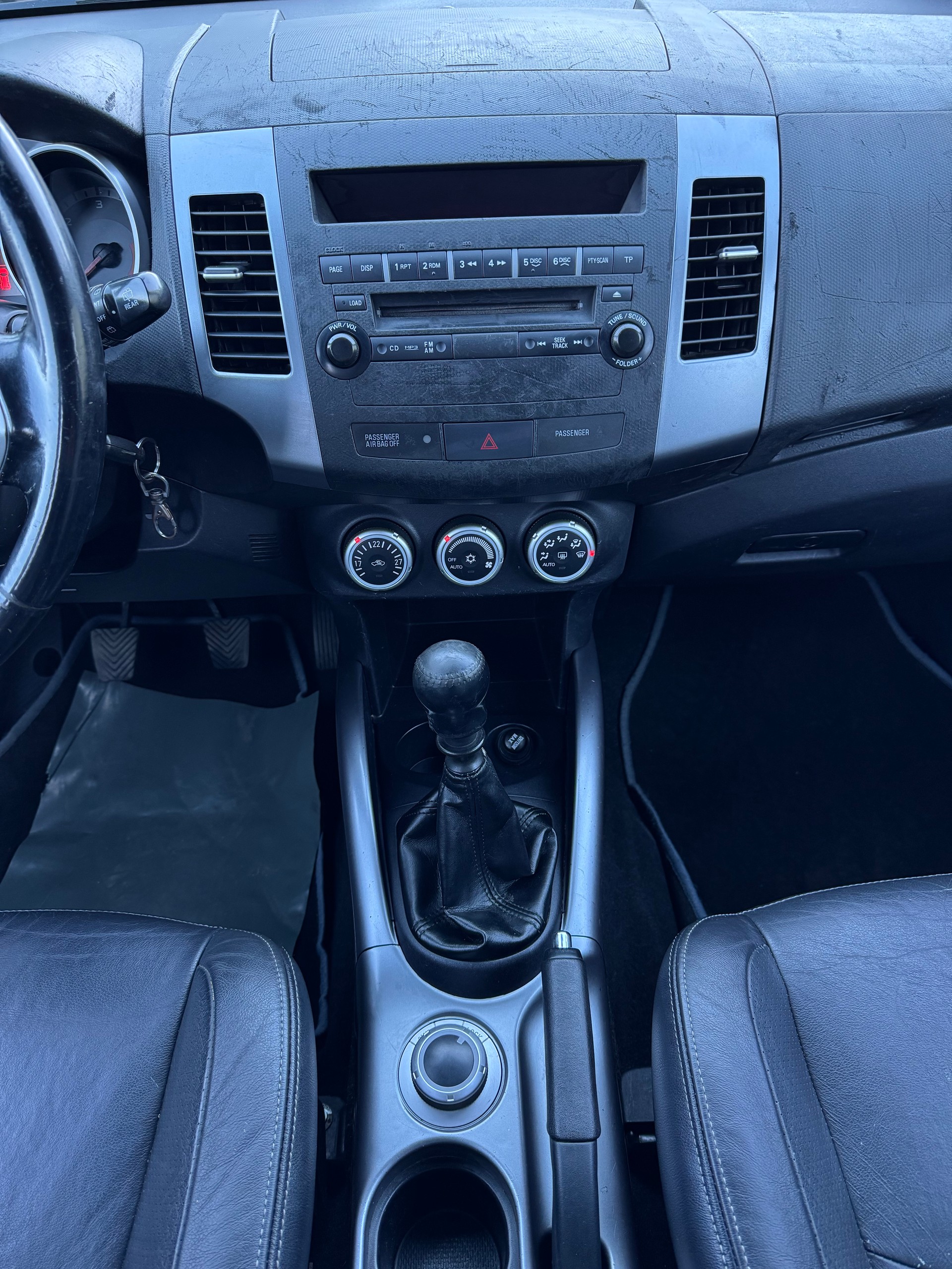 CITROEN C-Crosser 2.2 HDi VTR-image-12