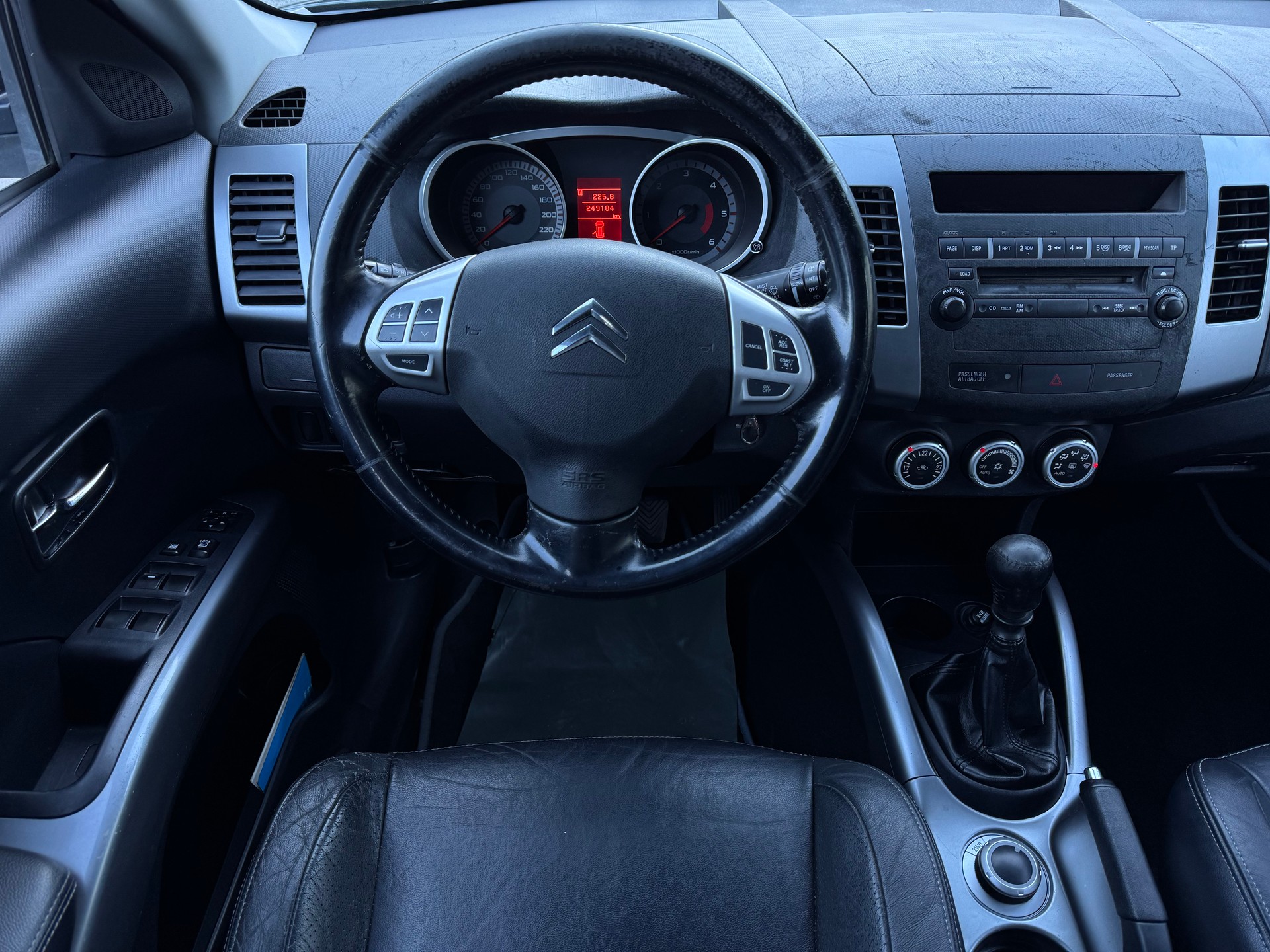 CITROEN C-Crosser 2.2 HDi VTR-image-11