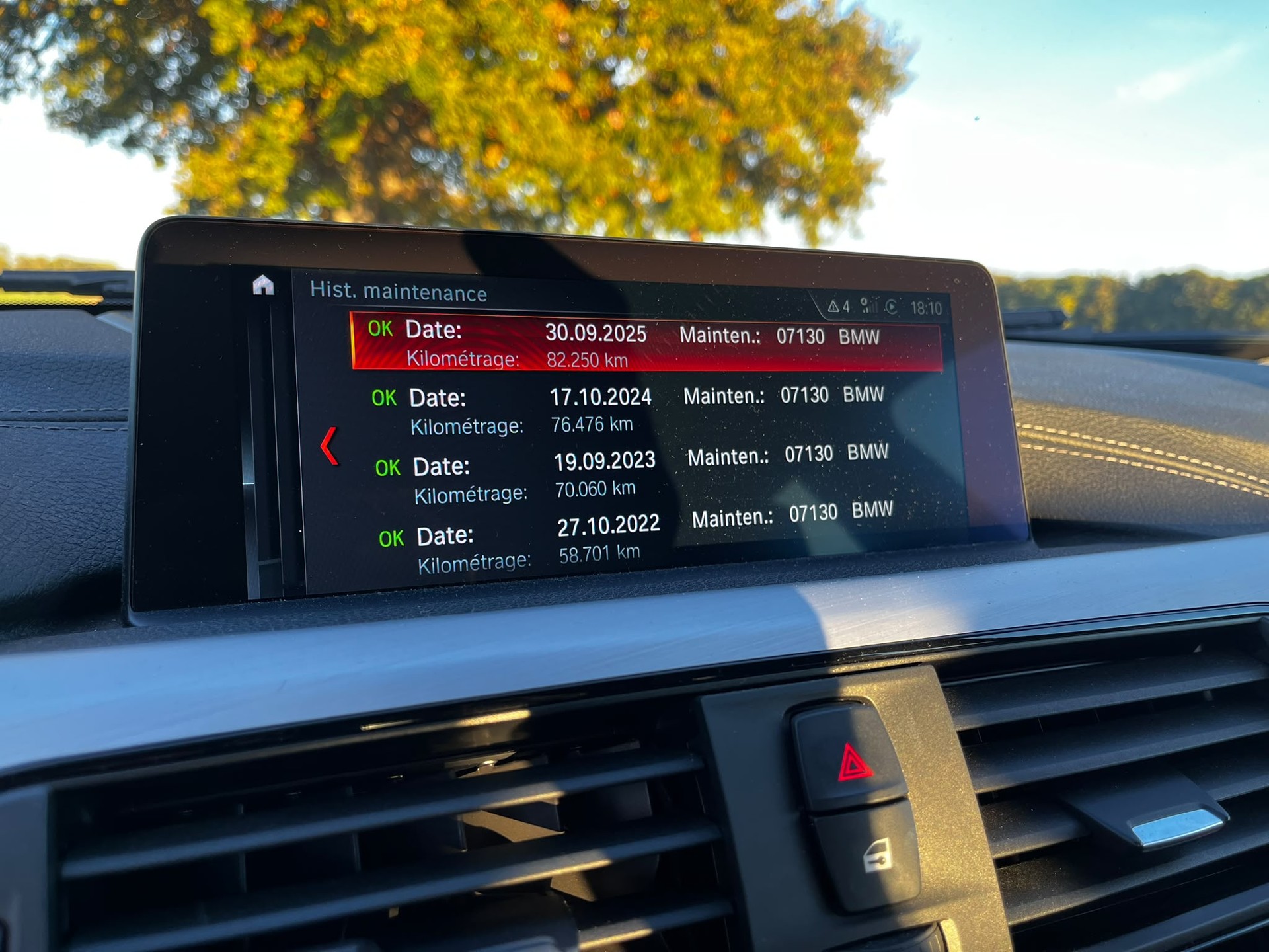 BMW BMW 320d xDrive Touring Edition Sport Line Steptronic (Break)-image-11