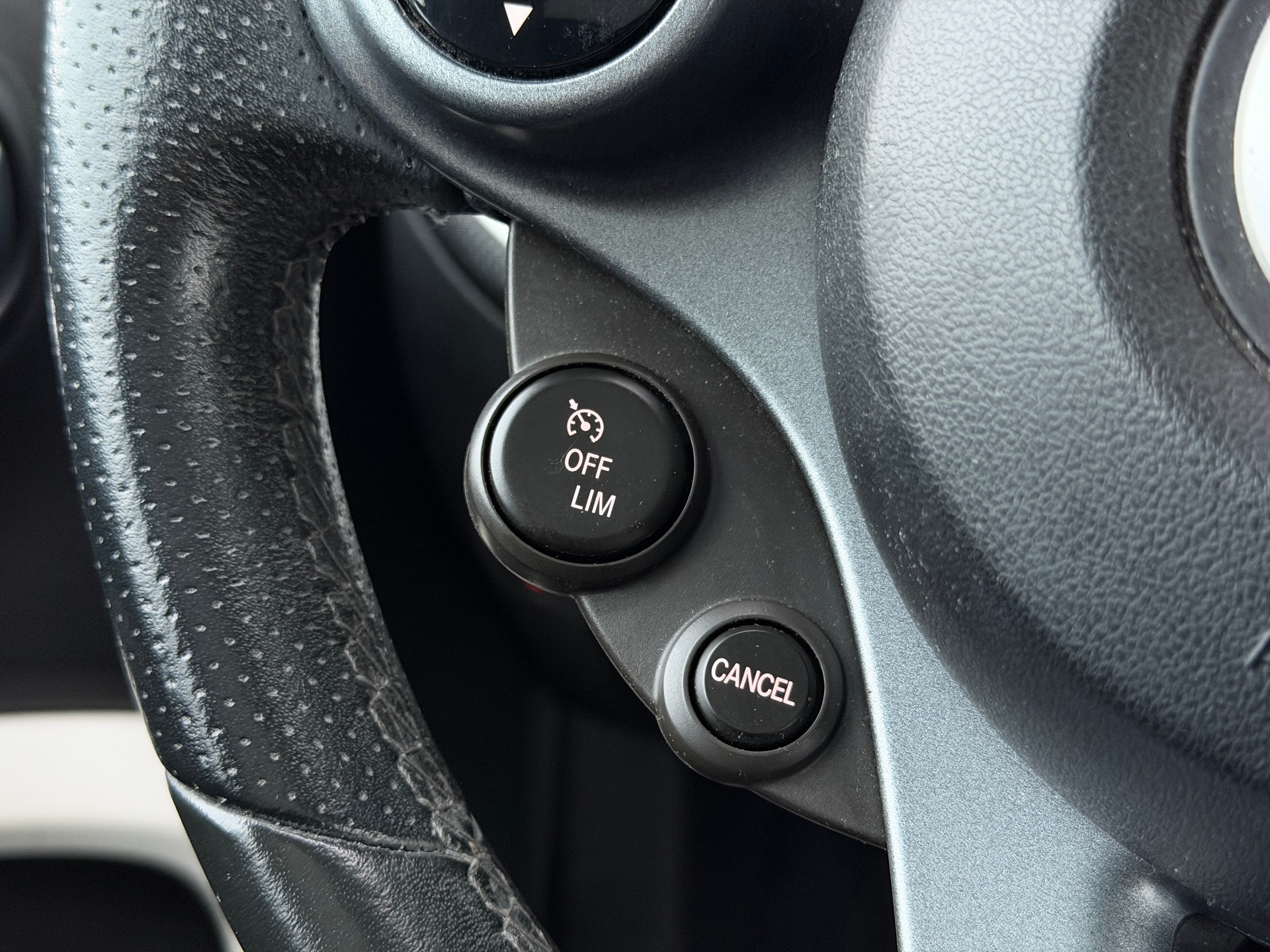 SMART fortwo prime twinmatic *Vollausstattung* *frisch ab MFK+Service*-image-20