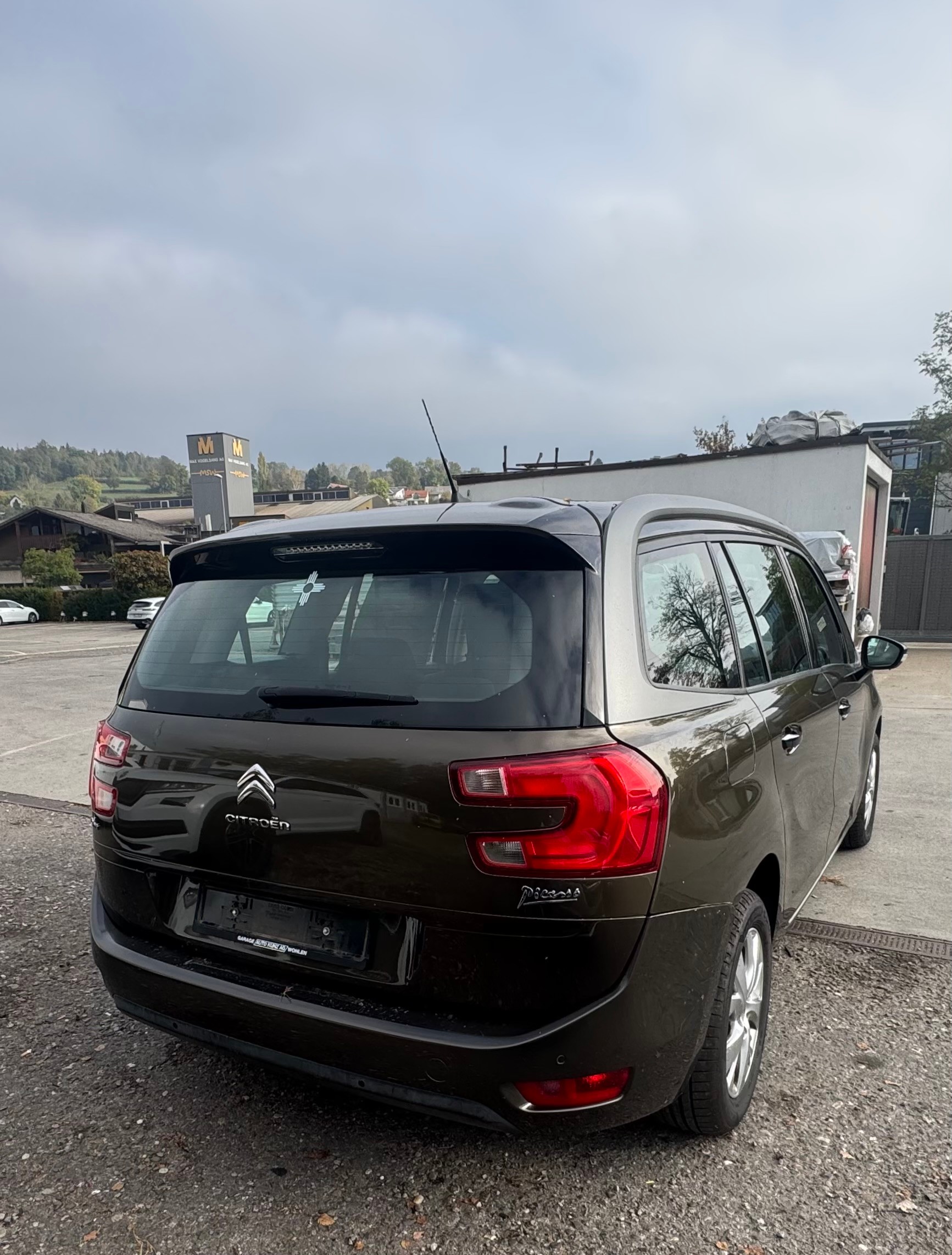 CITROEN Grand C4 Picasso 1.6 e-HDi Exclusive-image-2