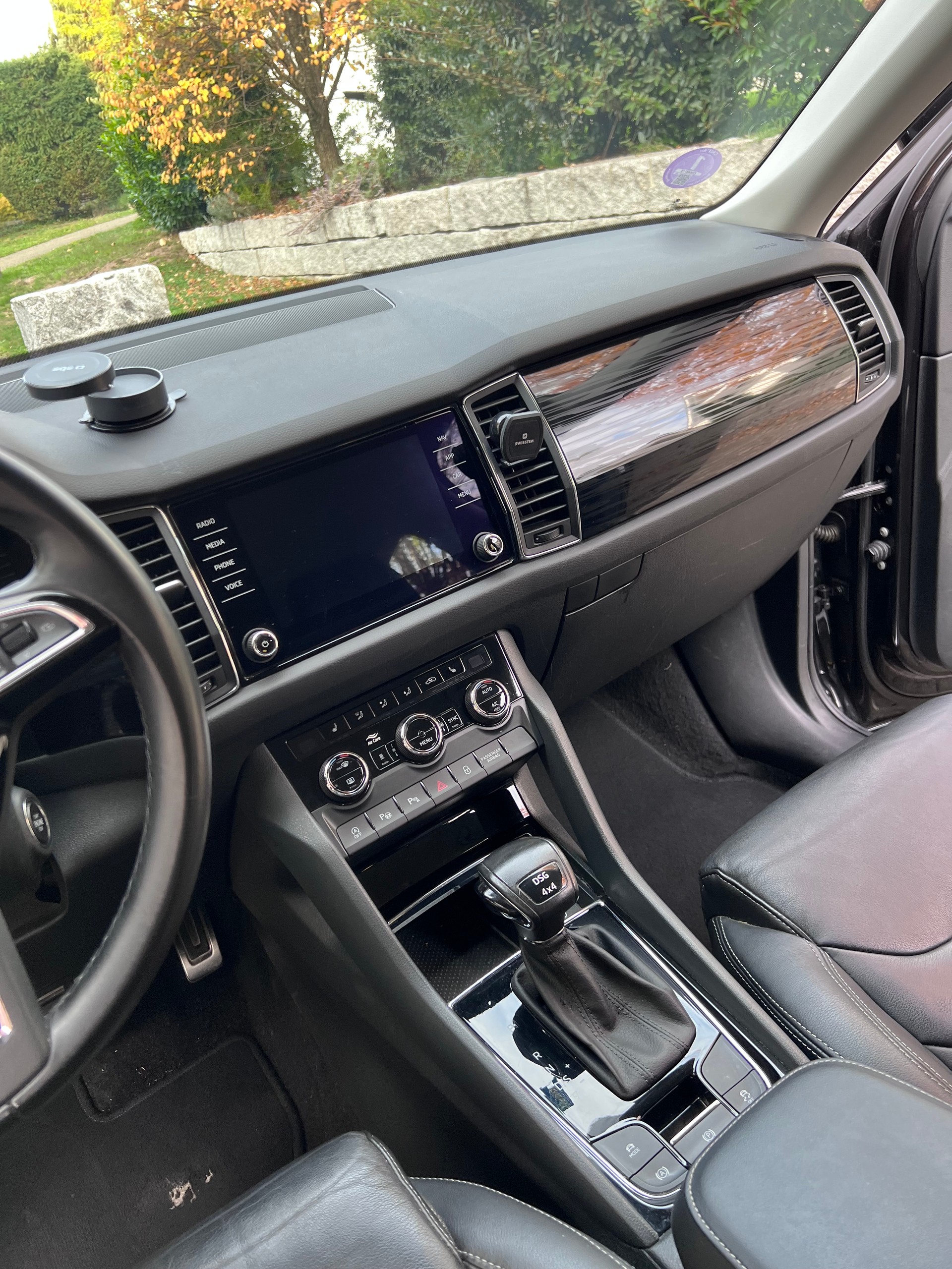 SKODA 2.0 TSI Style DSG-image-4