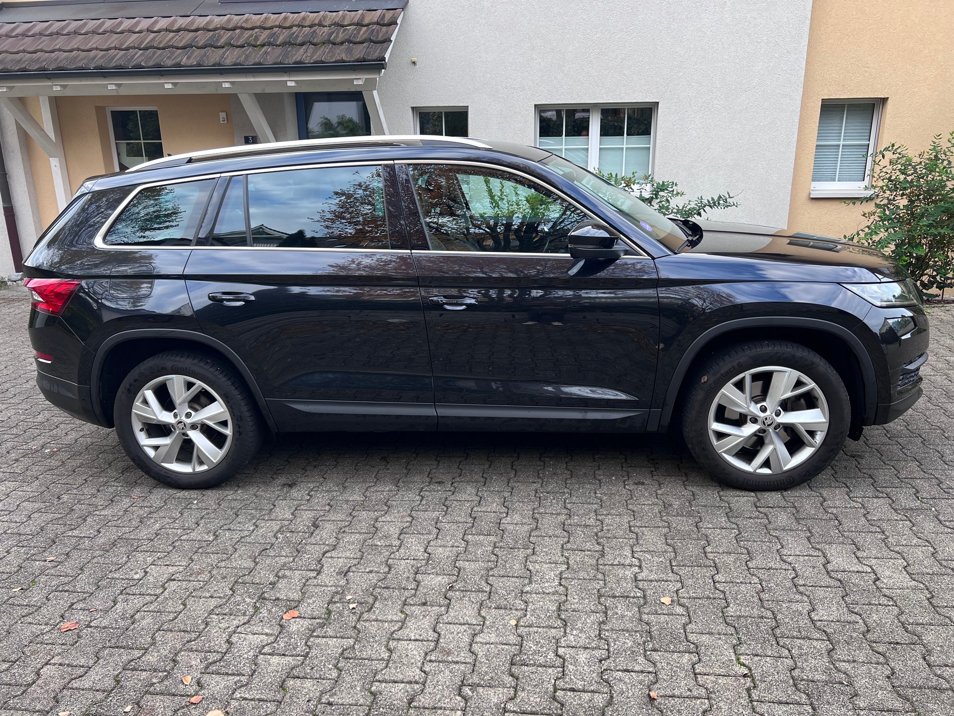 SKODA 2.0 TSI Style DSG-image-0