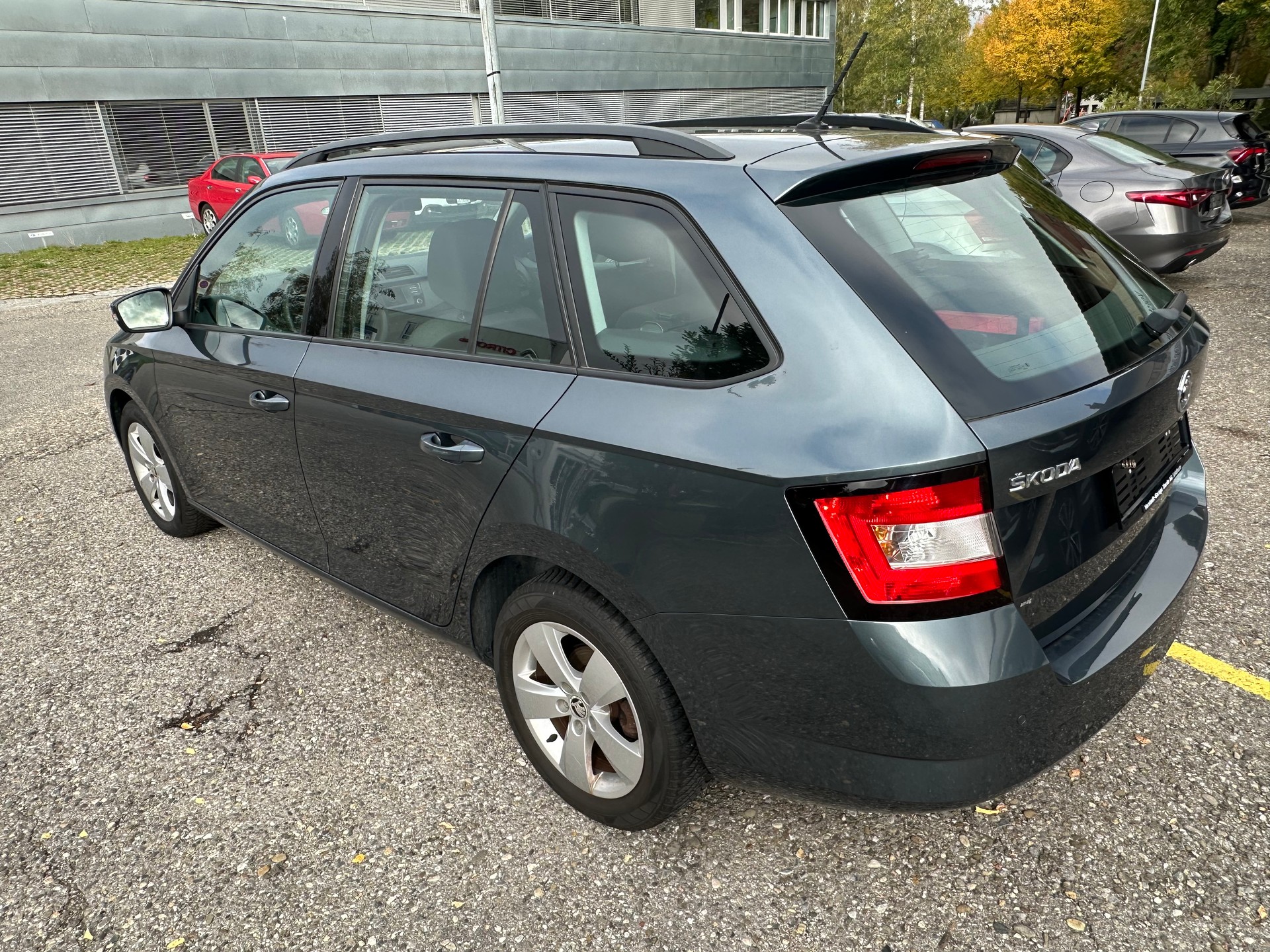 SKODA Fabia 1.2 TSI Ambition-image-5