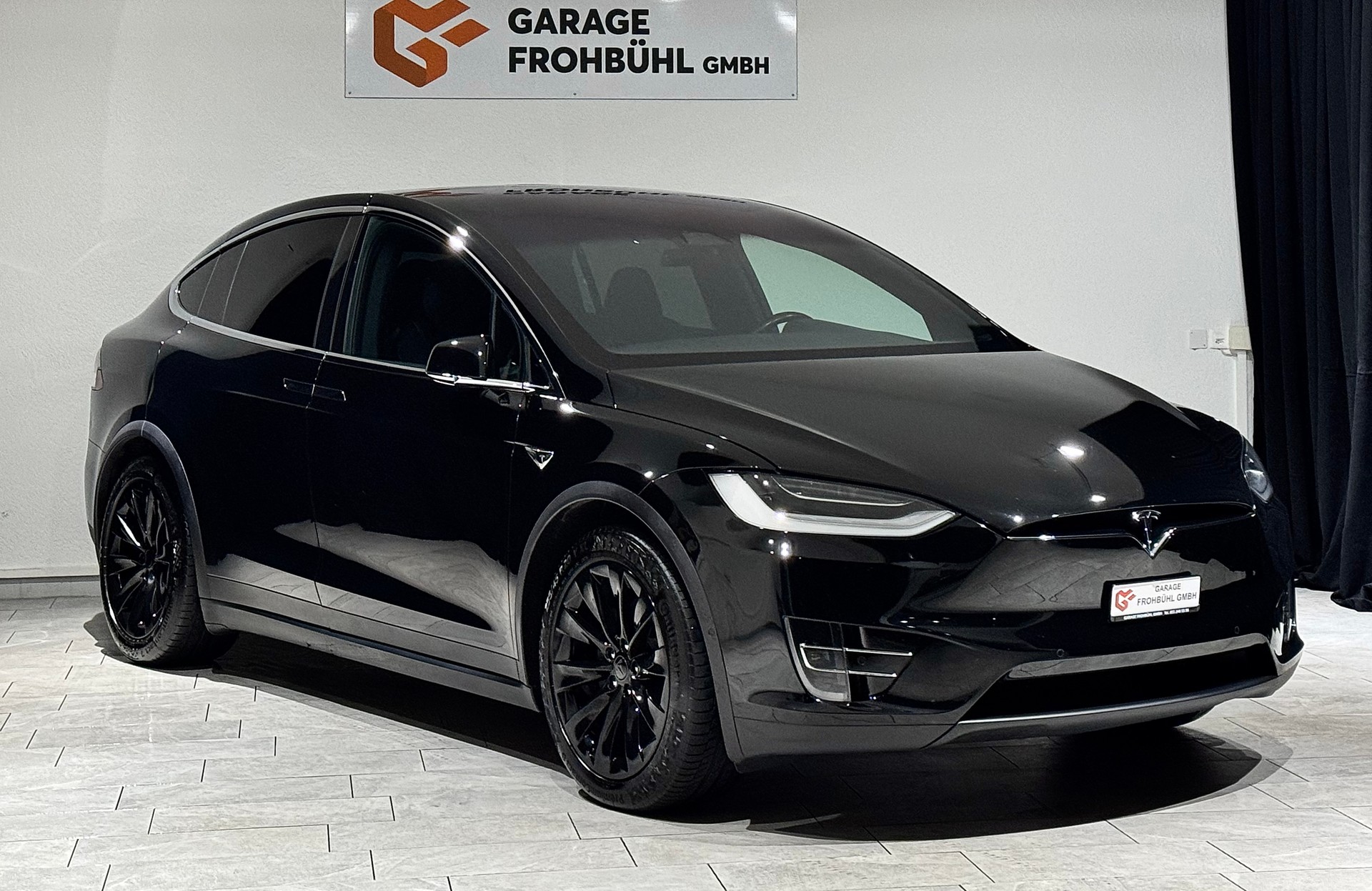 TESLA Model X 75 D | CH | 7Plätzer |-image-2