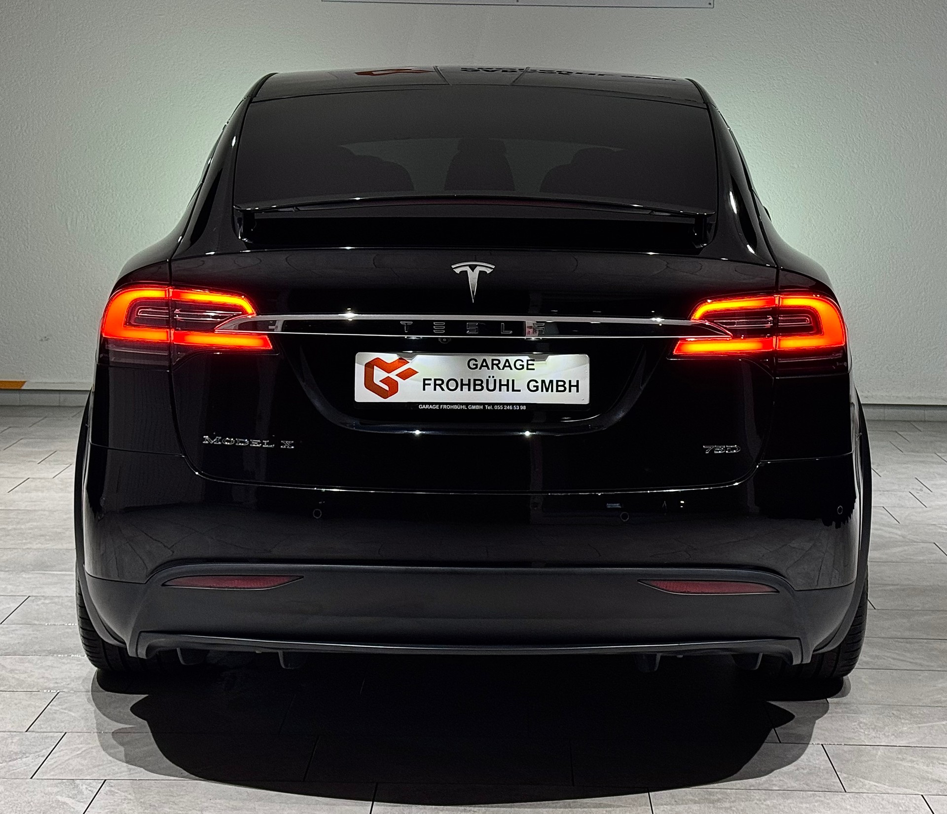 TESLA Model X 75 D | CH | 7Plätzer |-image-6