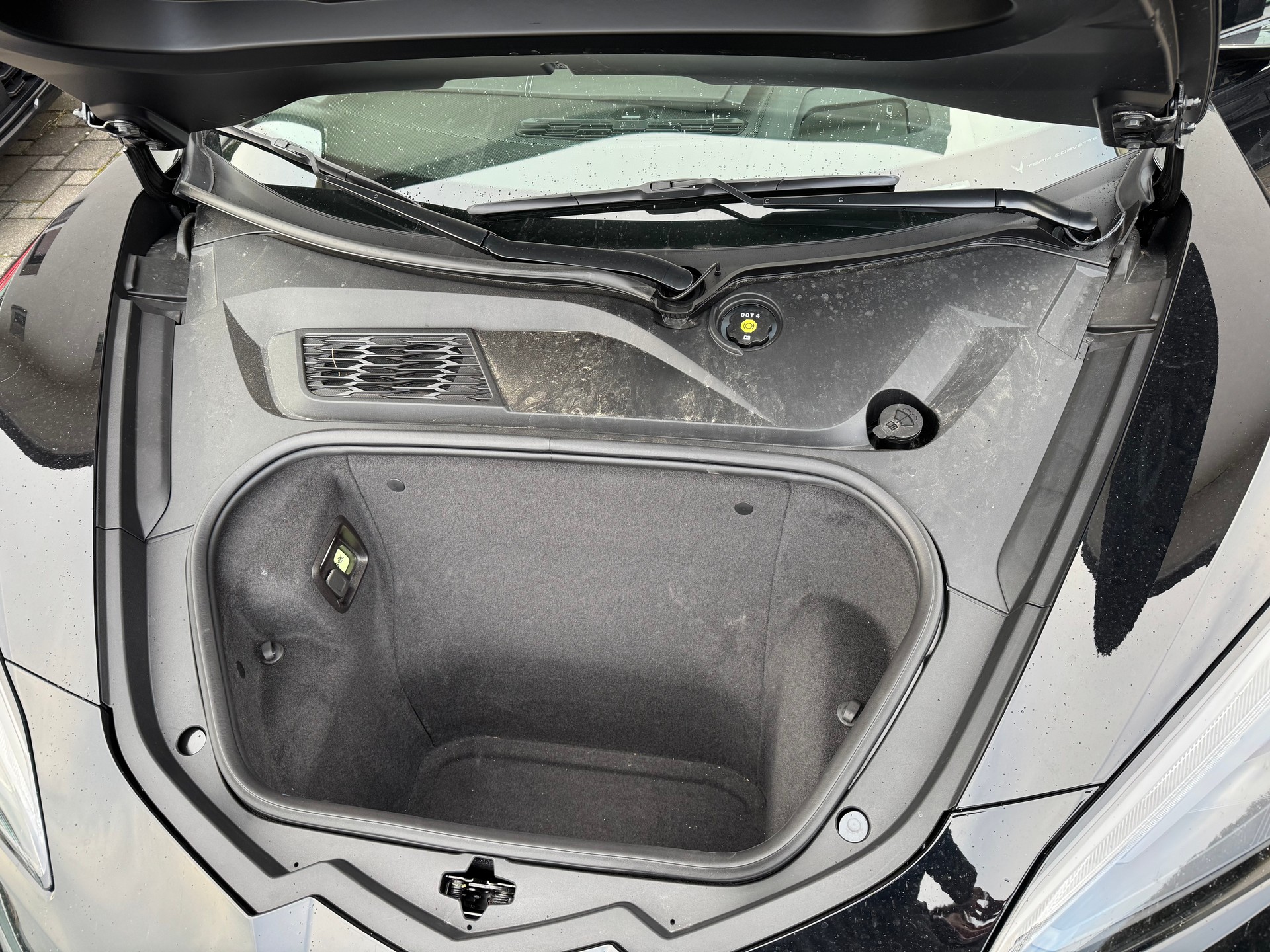 CHEVROLET Corvette Coupé Stingray Swiss Edition-image-10