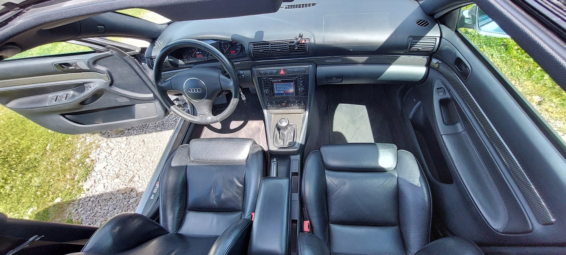 AUDI RS4 Avant quattro-image-10