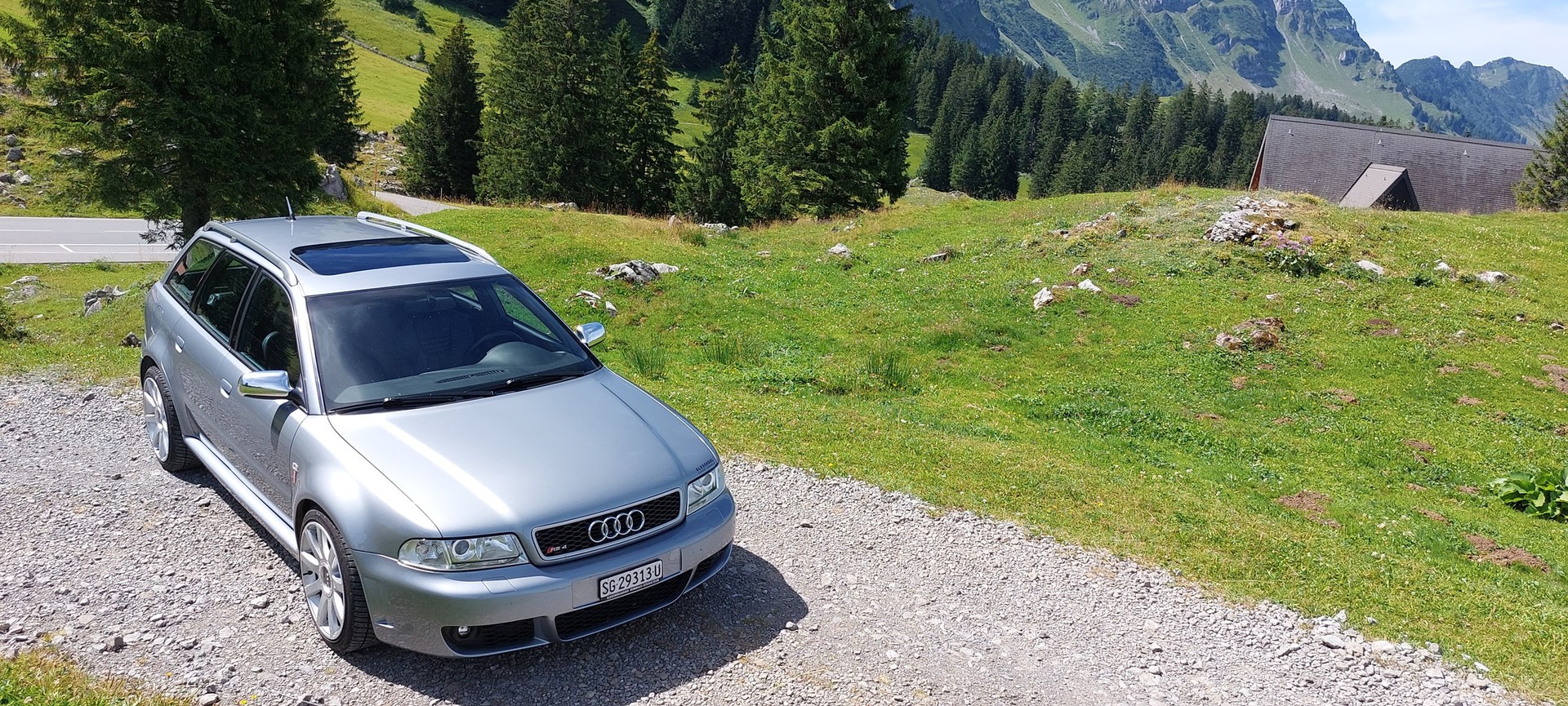 AUDI RS4 Avant quattro-image-17