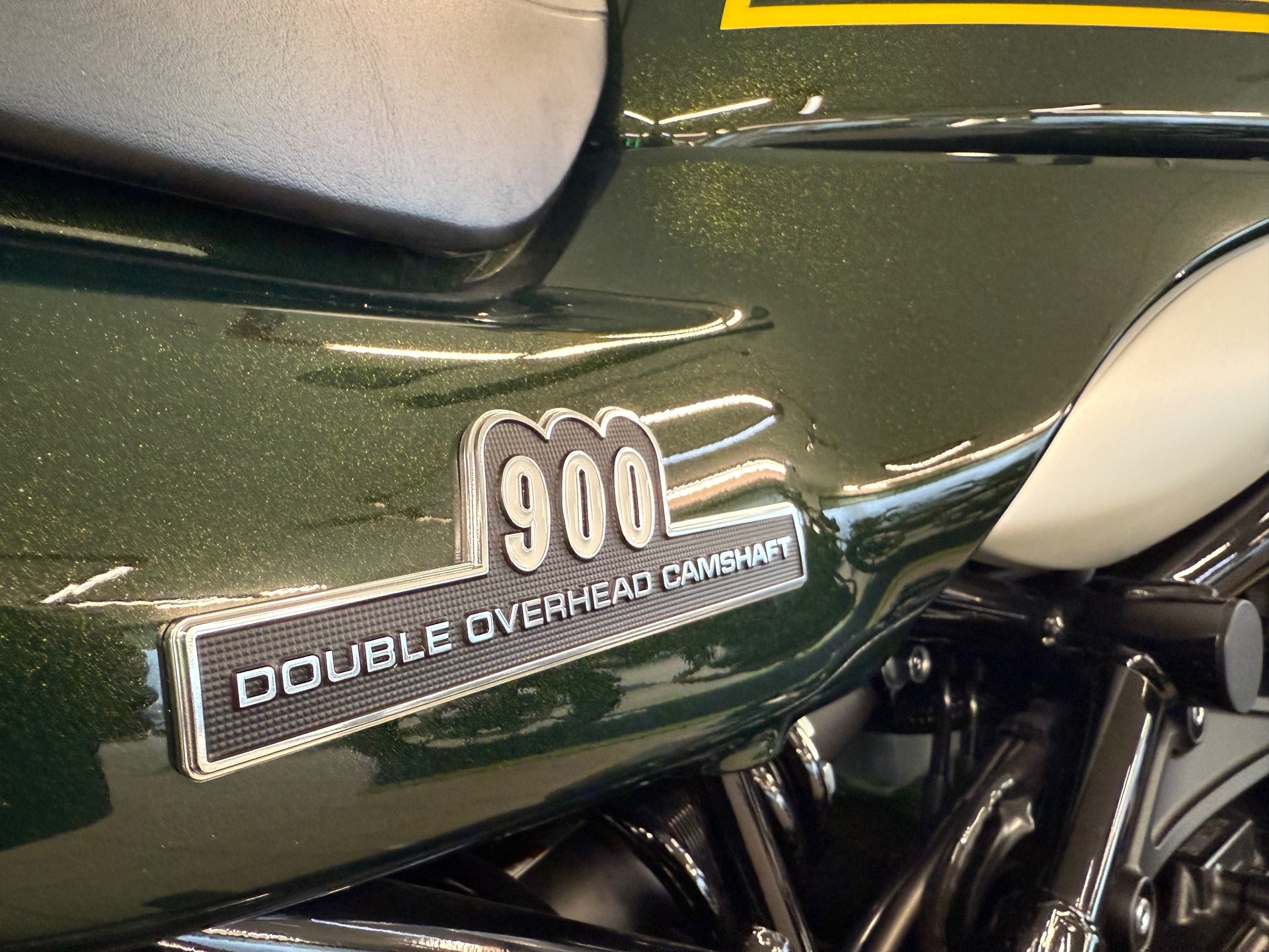 KAWASAKI Z 900 RS-image-3