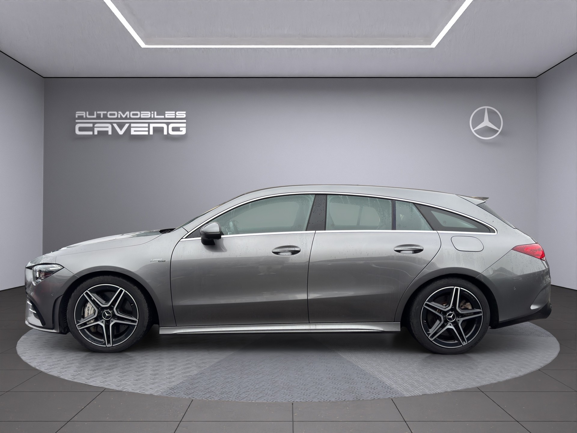 MERCEDES-BENZ CLA Shooting Brake 35 AMG 4Matic 7G-DCT-image-1