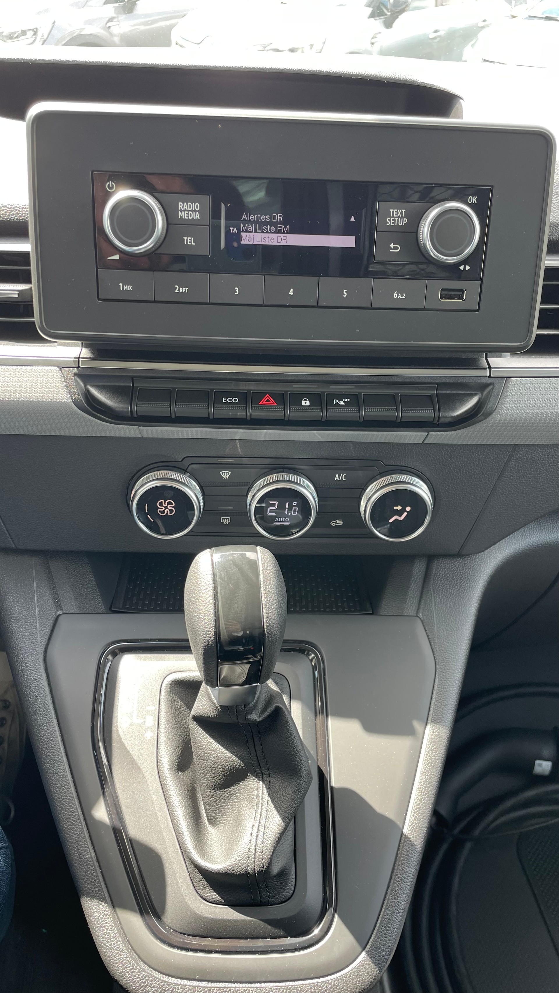 RENAULT Kangoo van E-Tech Electric EV45 11kW Extra-image-13