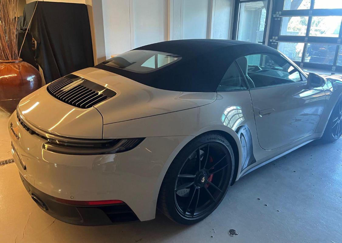PORSCHE 911 Carrera 2WD GTS Cabriolet PDK-image-1