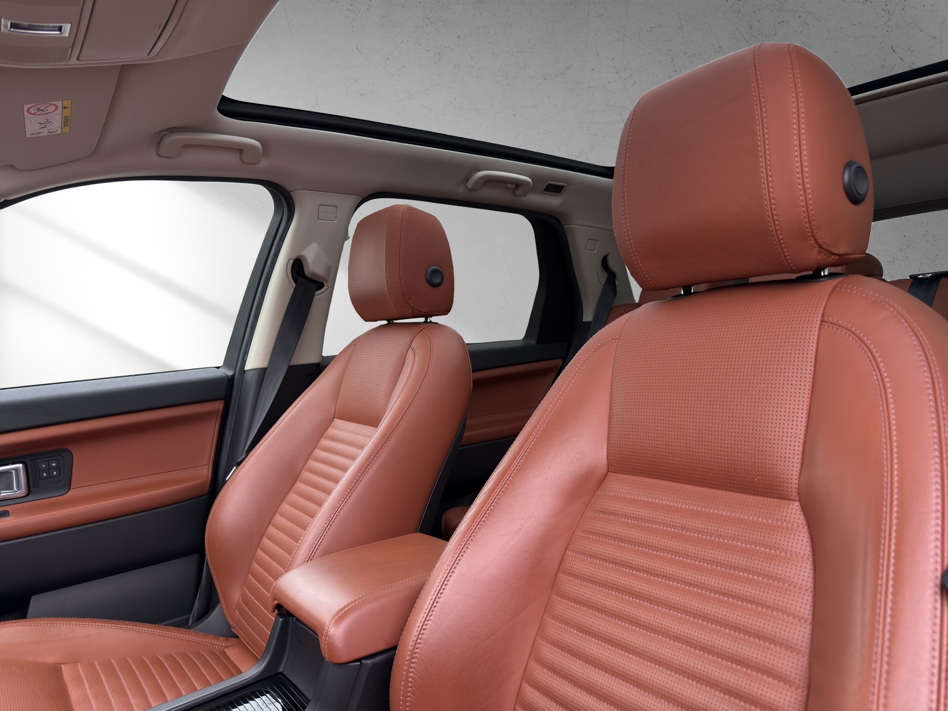 LAND ROVER Discovery Sport 2.2SD4 HSE Luxury AT9-image-8