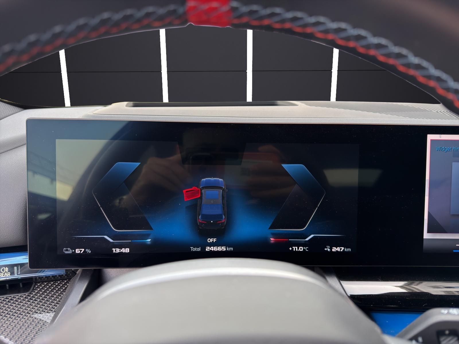 BMW i5 M60 xDrive-image-10
