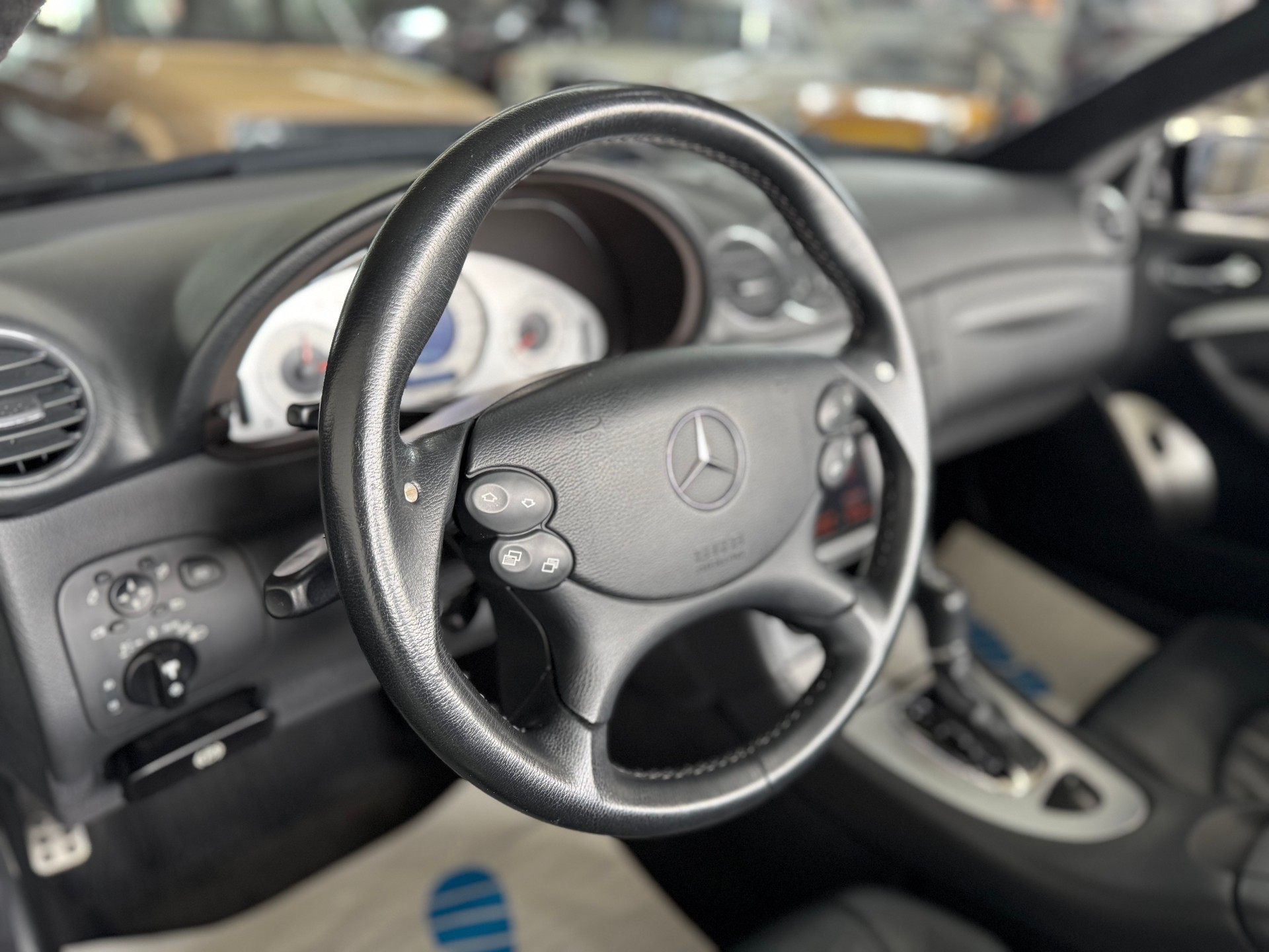 MERCEDES-BENZ CLK 55 AMG Avantgarde Automatic-image-22