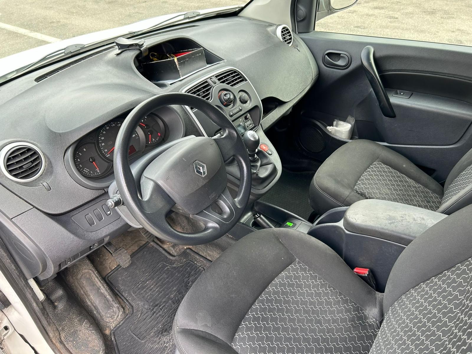 RENAULT Kangoo Medium dCi 110 Business-image-12