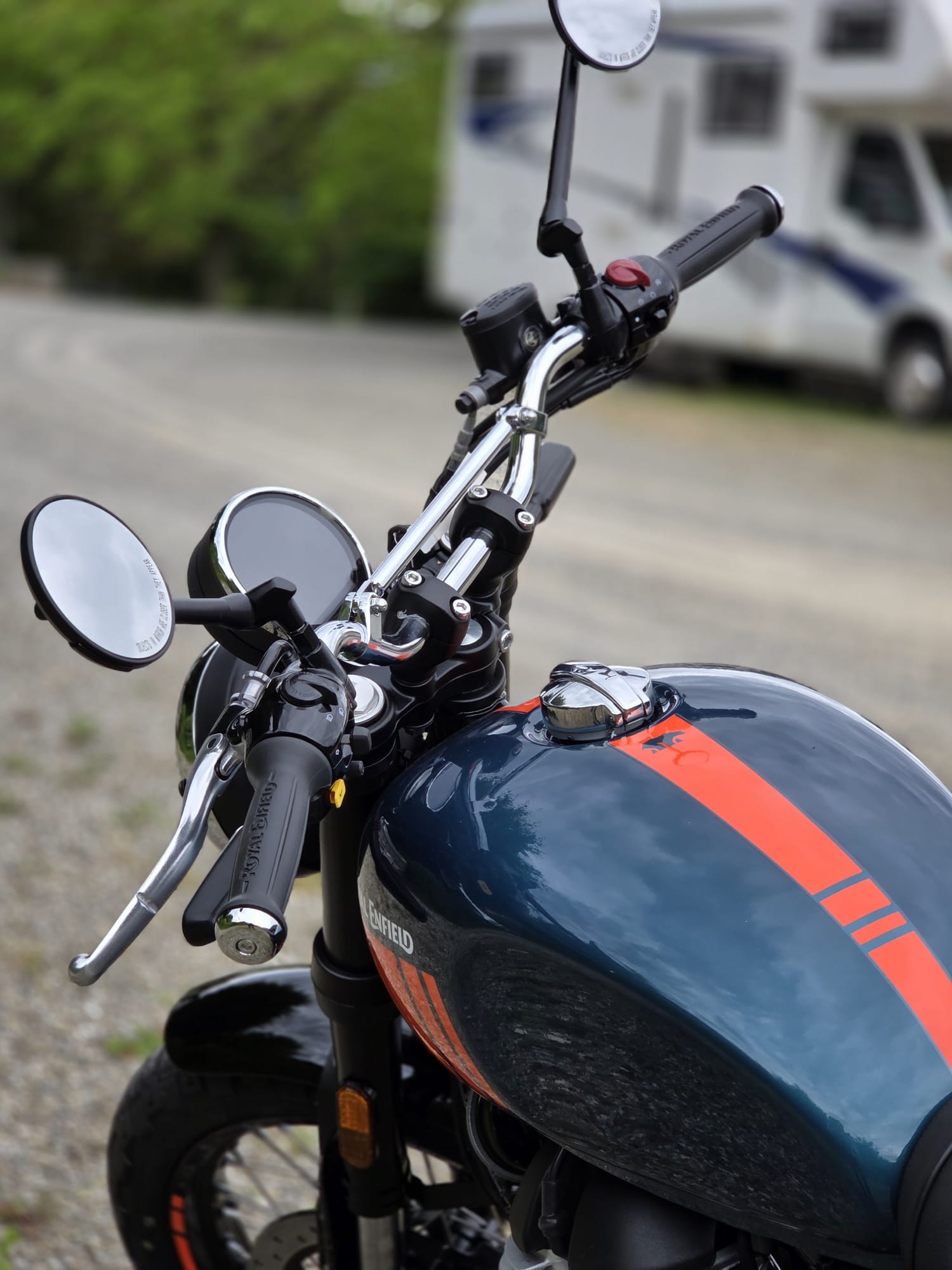 ROYAL ENFIELD Petrol Green-image-2