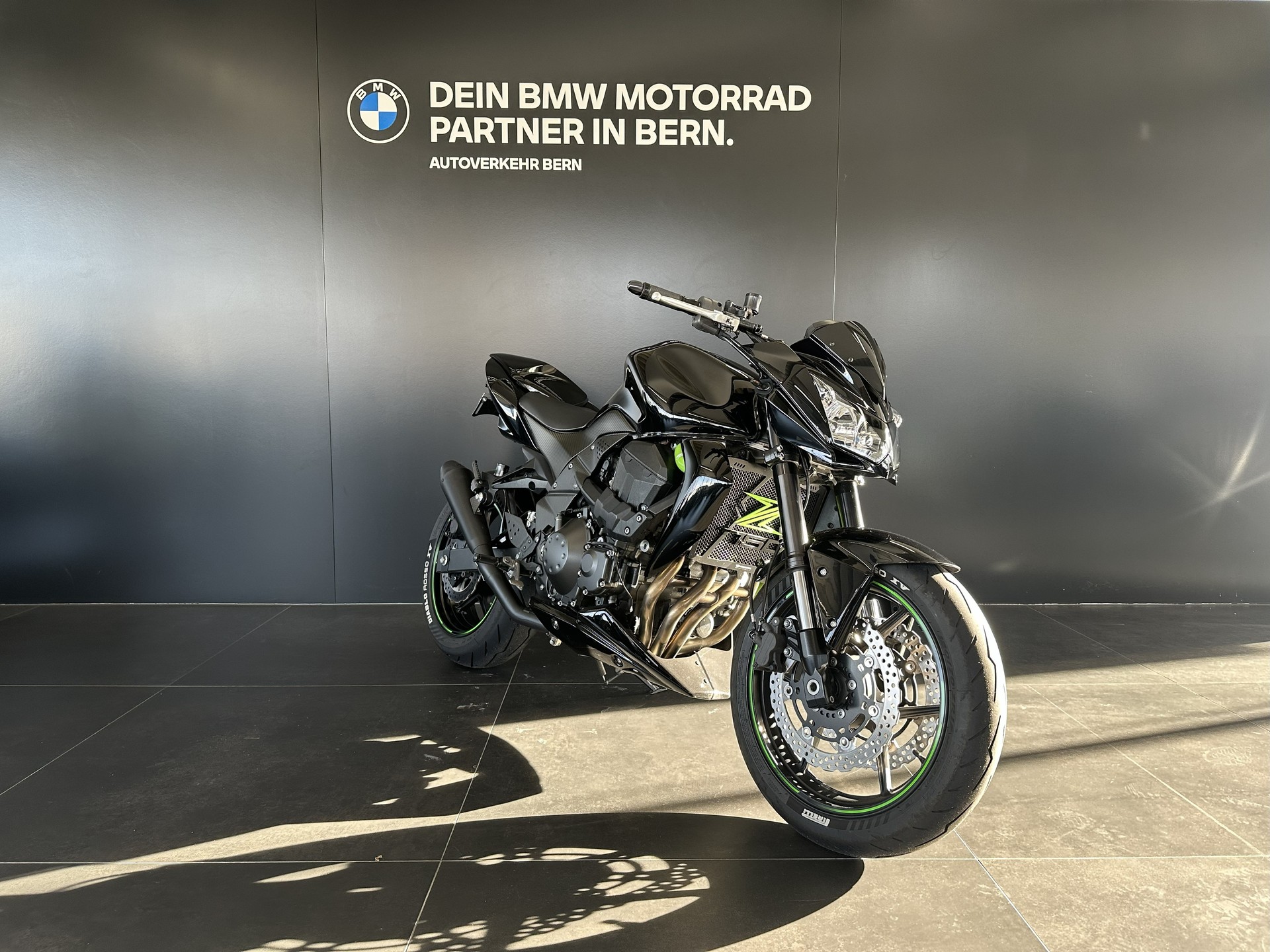 KAWASAKI Z 750-showroom-element-2