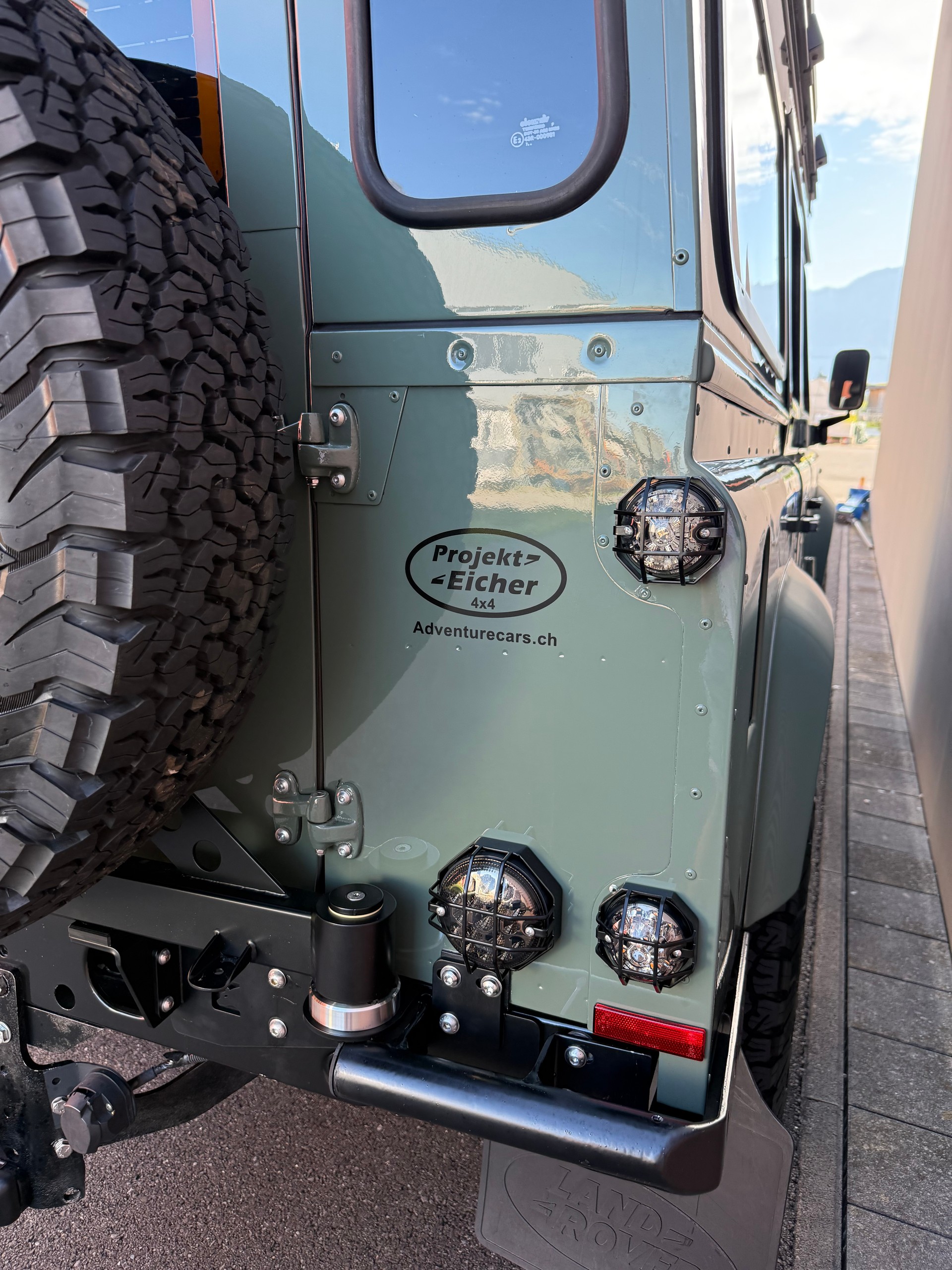 LAND ROVER Defender 110 300TDi Weltreisefahrzeug-image-21