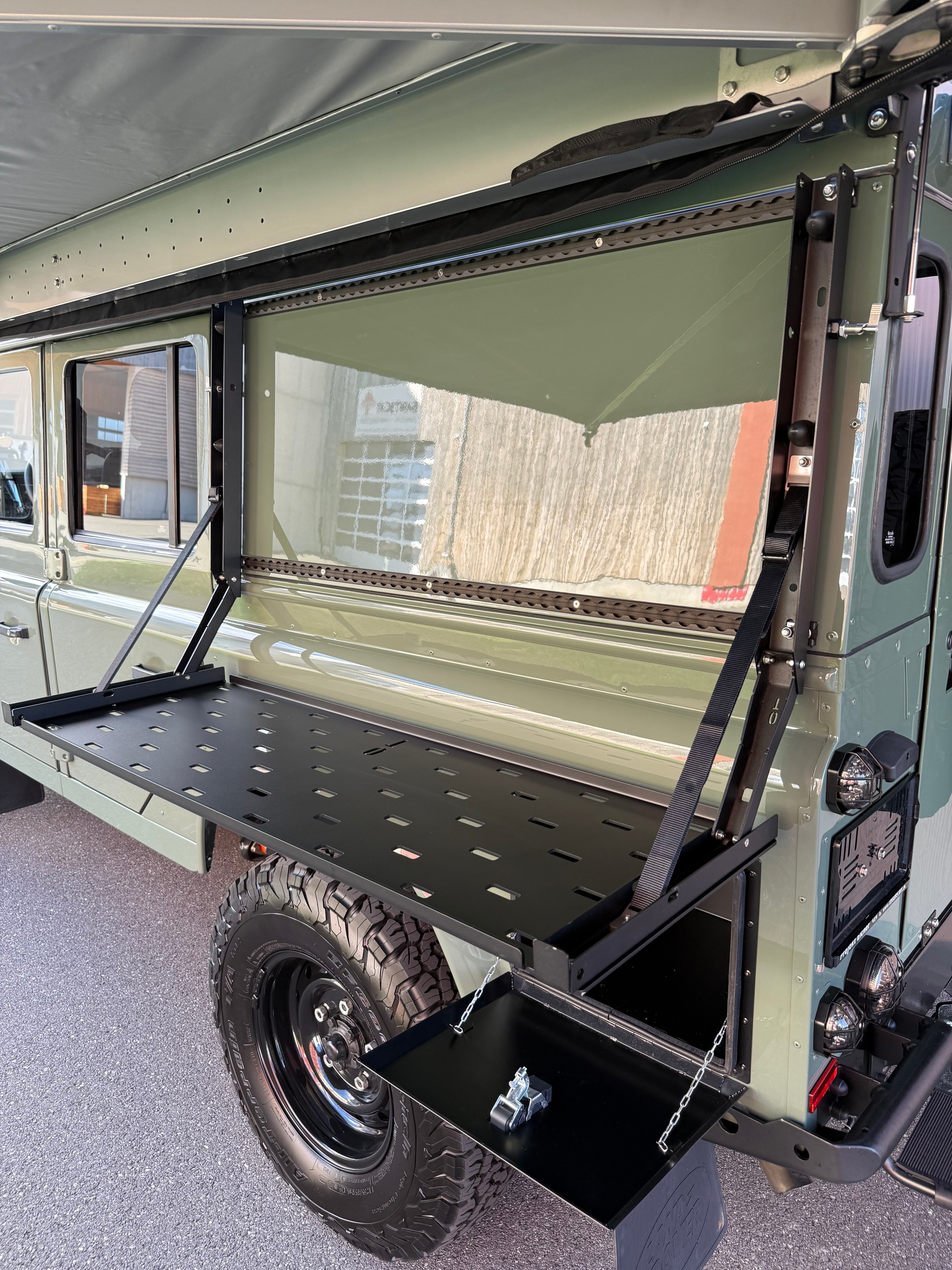 LAND ROVER Defender 110 300TDi Weltreisefahrzeug-image-24