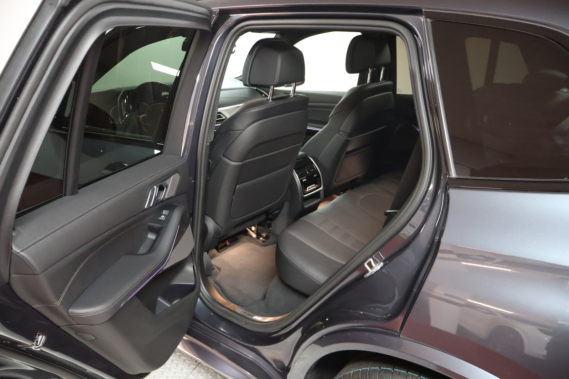 BMW X5 xDrive45e M Sport Steptronic-image-16