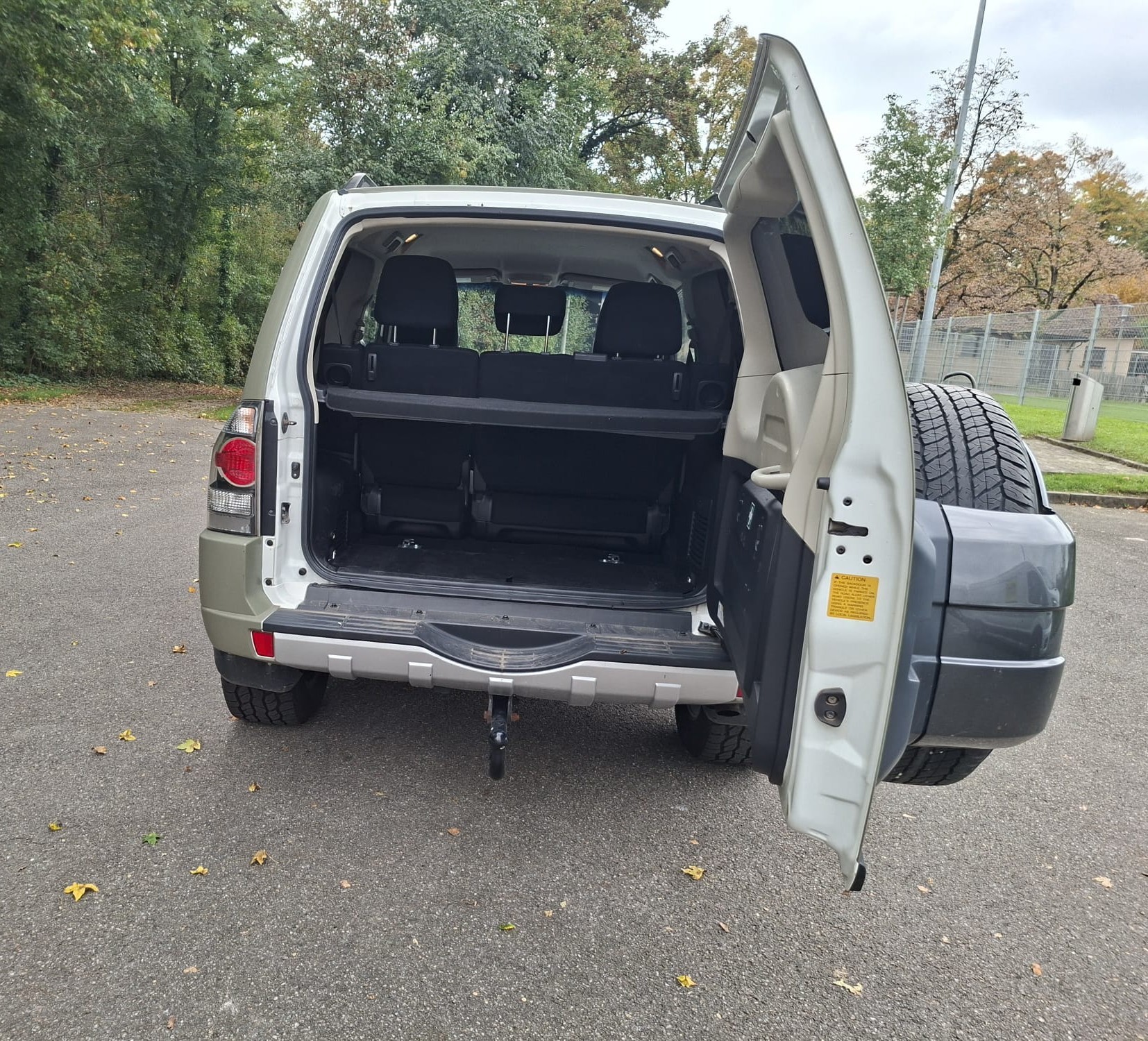 MITSUBISHI Pajero 3.2 DI-D Diamond Automatic-image-6