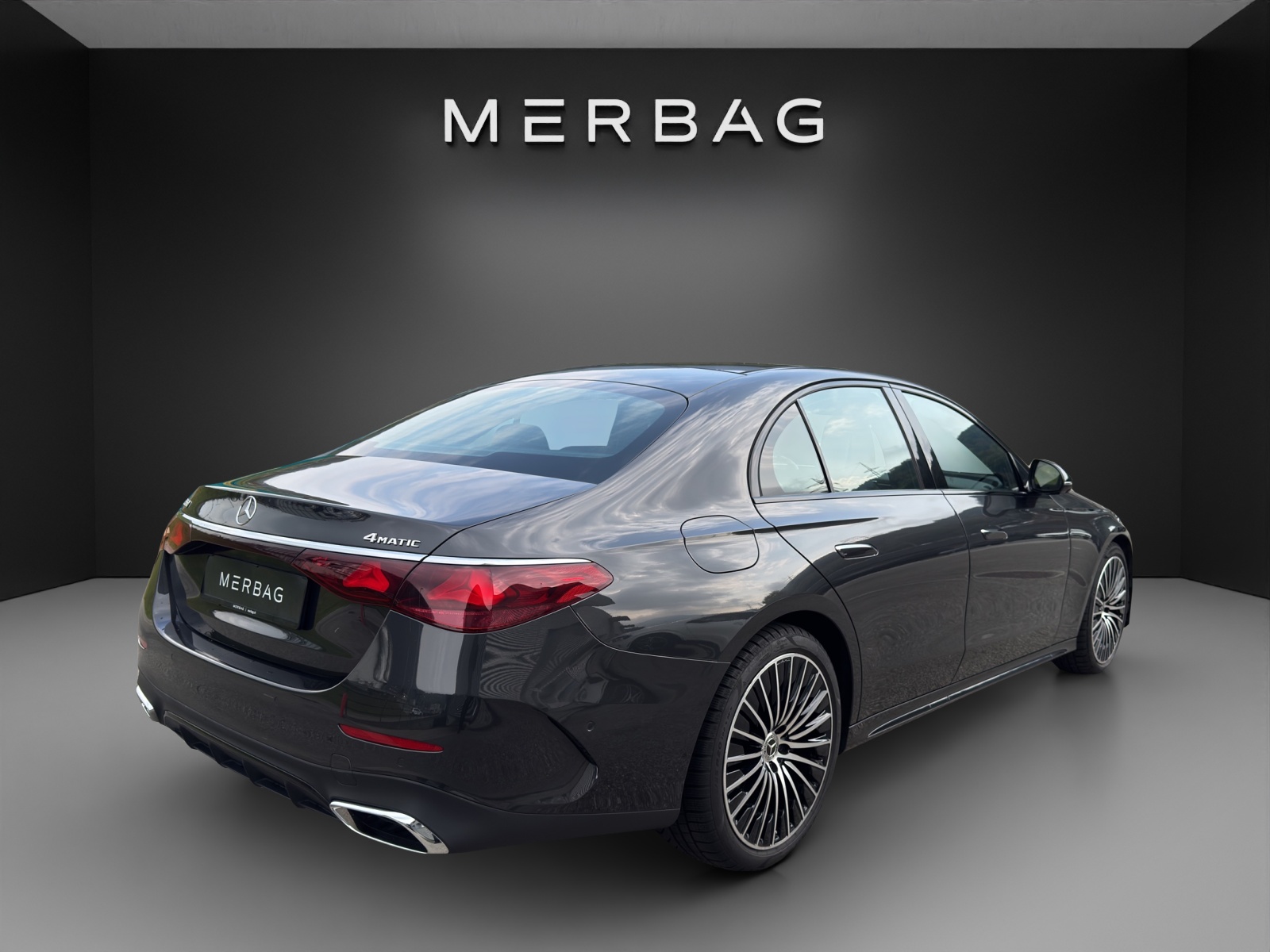 MERCEDES-BENZ E 200 9G-Tronic 4Matic-image-10