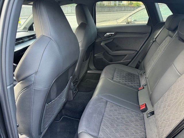 AUDI A3 Sportback 45 TFSI e S line S-tronic-image-9