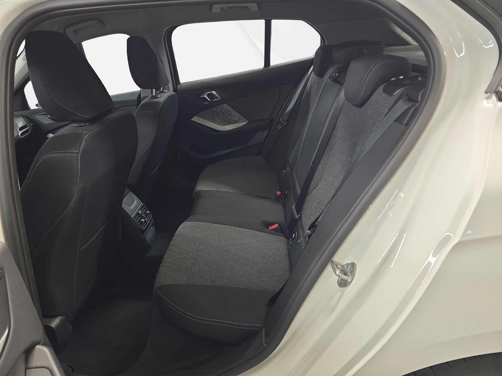 BMW 116 Steptronic-image-16