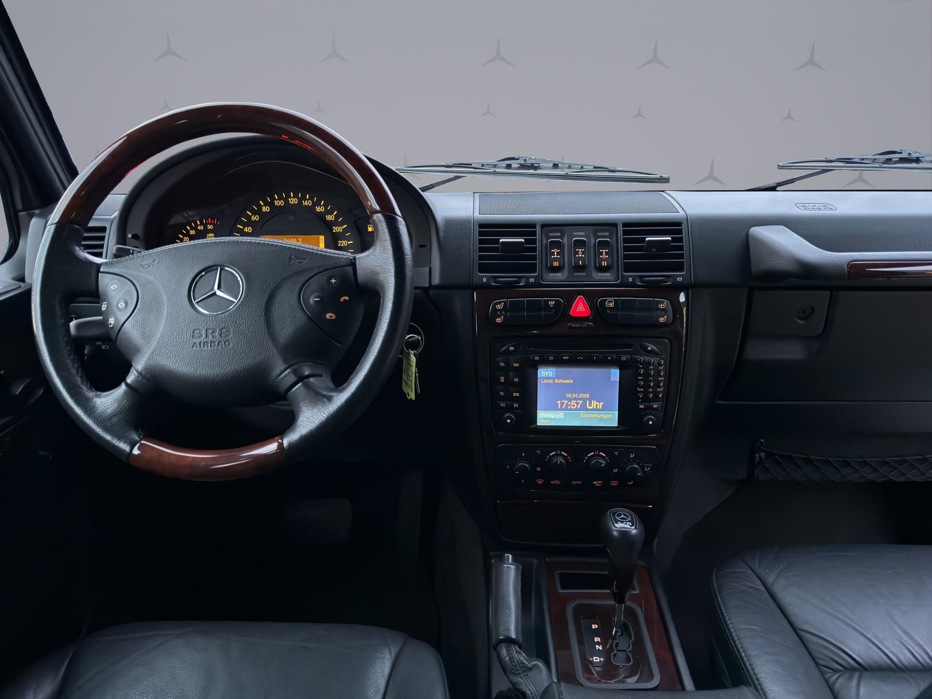 MERCEDES-BENZ G 400 CDI Cabriolet-image-13
