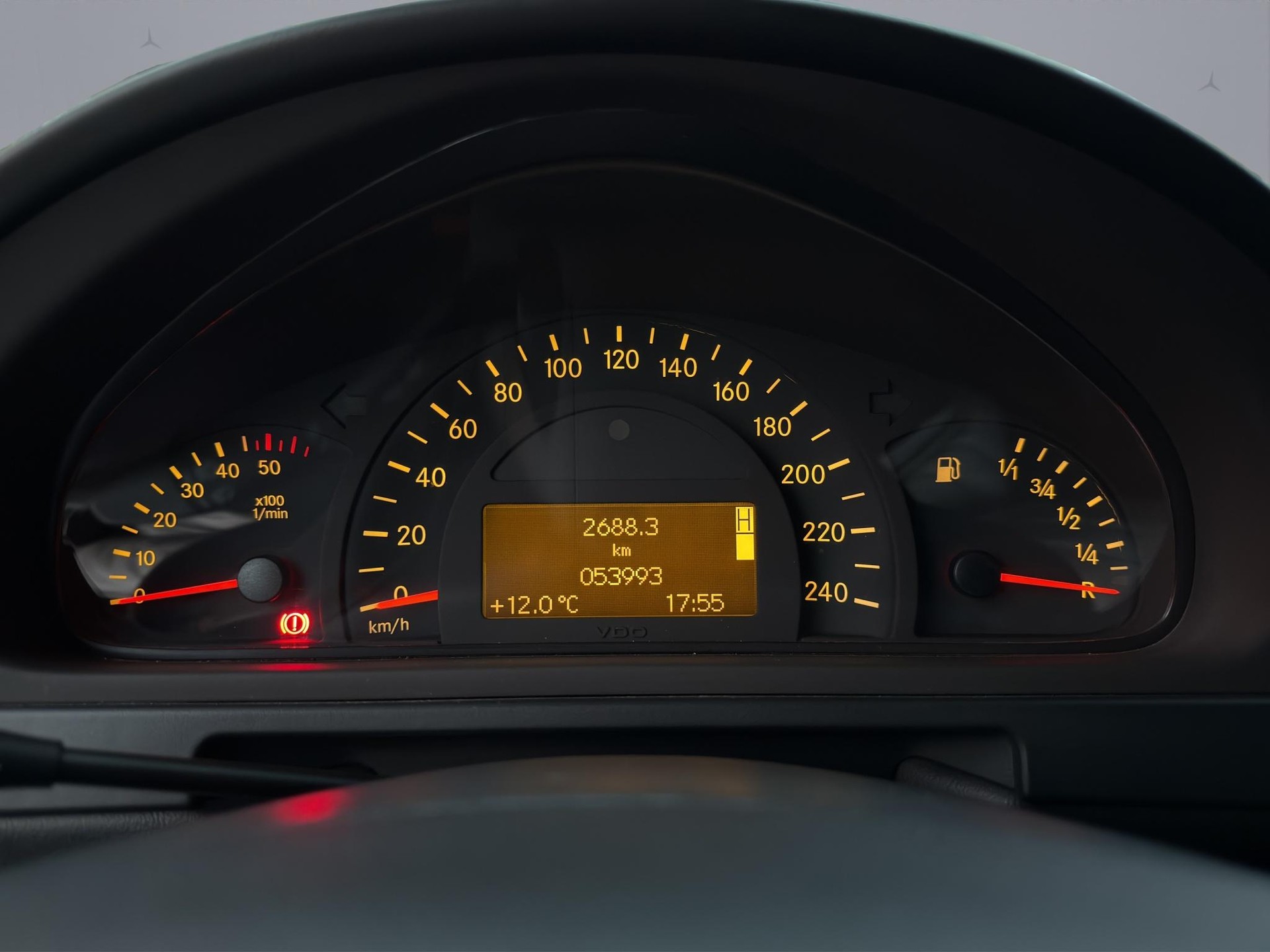 MERCEDES-BENZ G 400 CDI Cabriolet-image-11