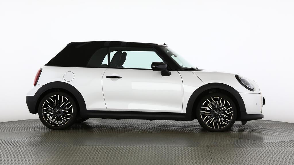 MINI Cooper S Cabrio-image-1