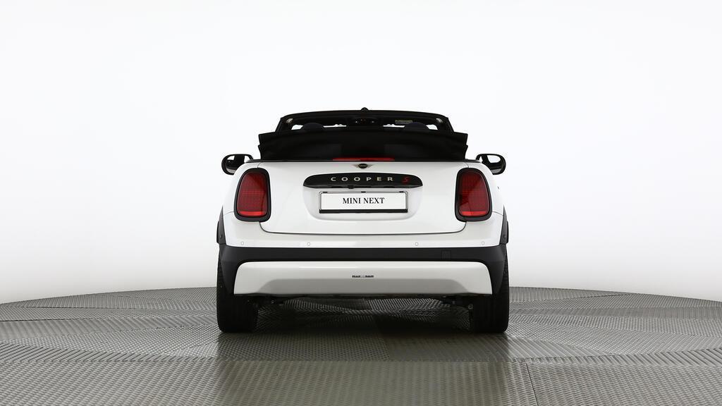 MINI Cooper S Cabrio-image-13