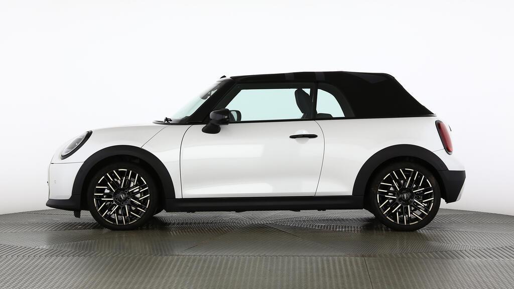 MINI Cooper S Cabrio-image-2