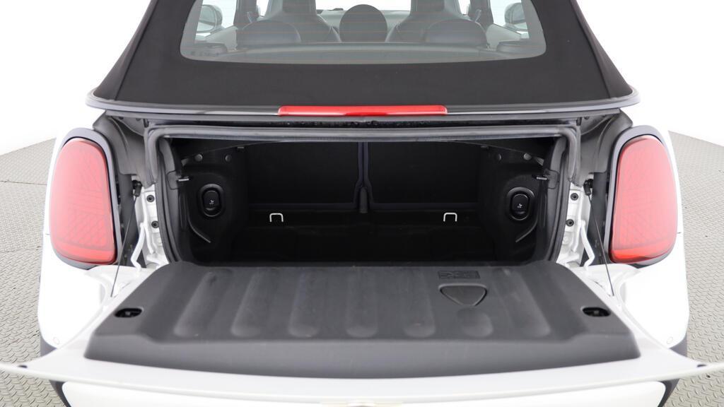 MINI Cooper S Cabrio-image-18
