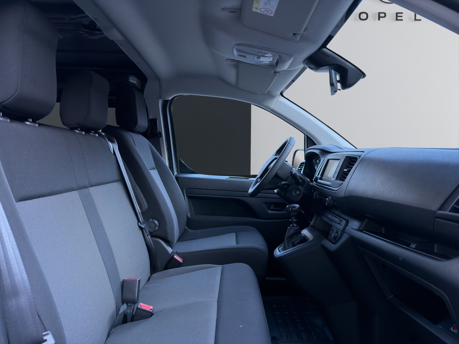 OPEL Vivaro Cargo DK Var. 3.0 t M 2.0 D 144 S/S 4X4-image-13