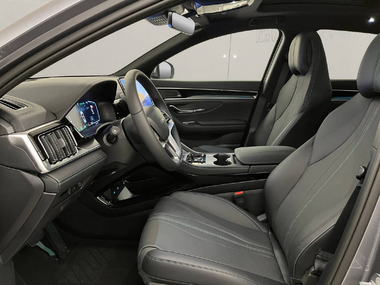 BYD Seal U DM-i Design AWD CH FAHRZEUG-image-4