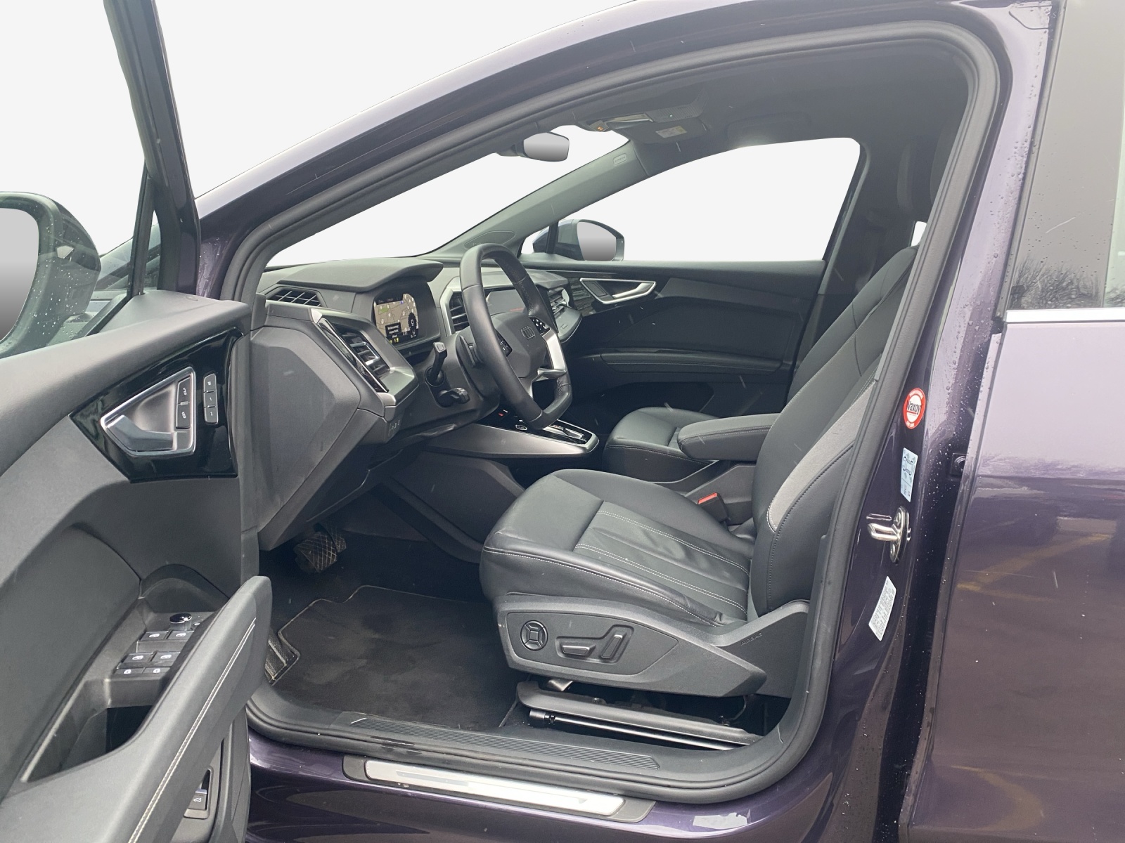 AUDI Q4 e-tron 50 quattro-image-7