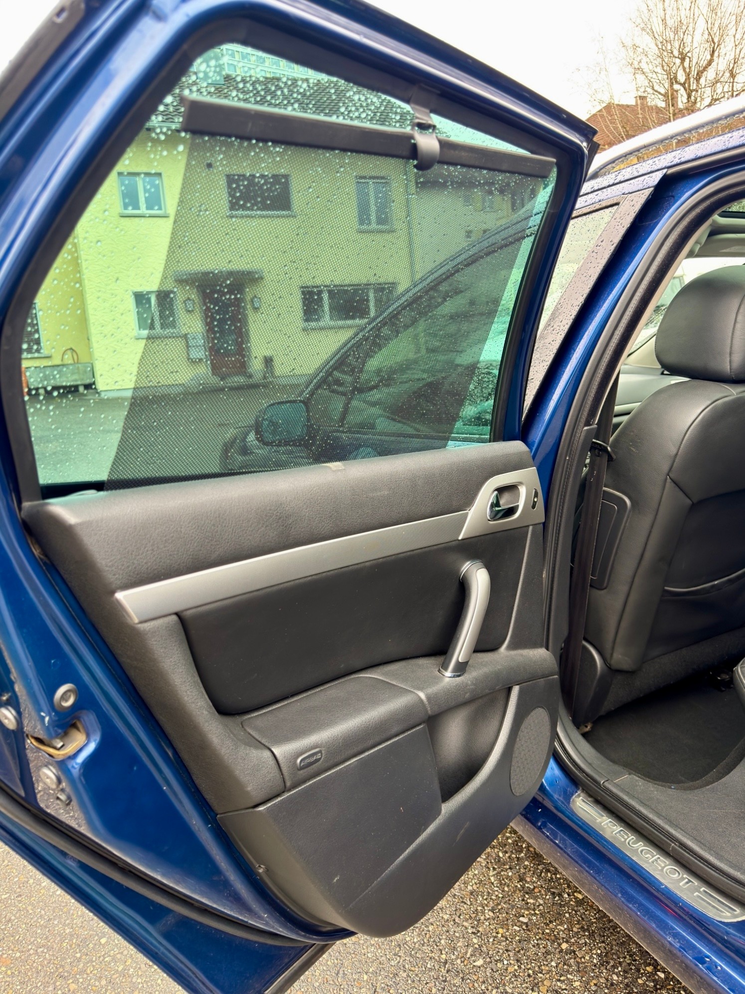 PEUGEOT 407 SW 2.7 HDI Platinium Edition Automatic, Automatic, Panoramadach, Ledersitze mit Memory, Anhängerkupplung-image-16