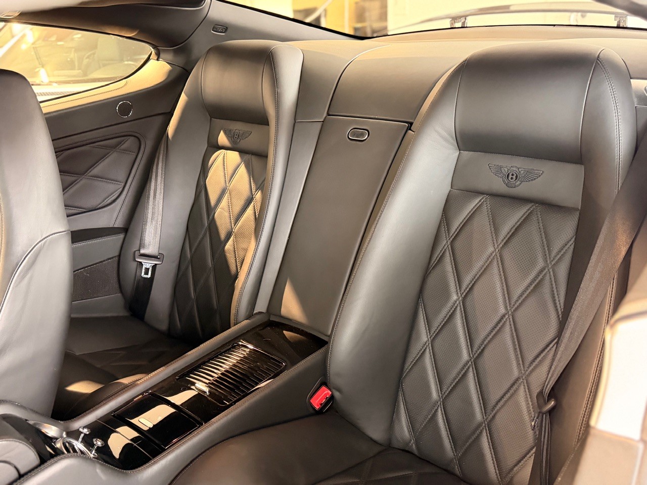 BENTLEY Continental GT 6.0-image-15