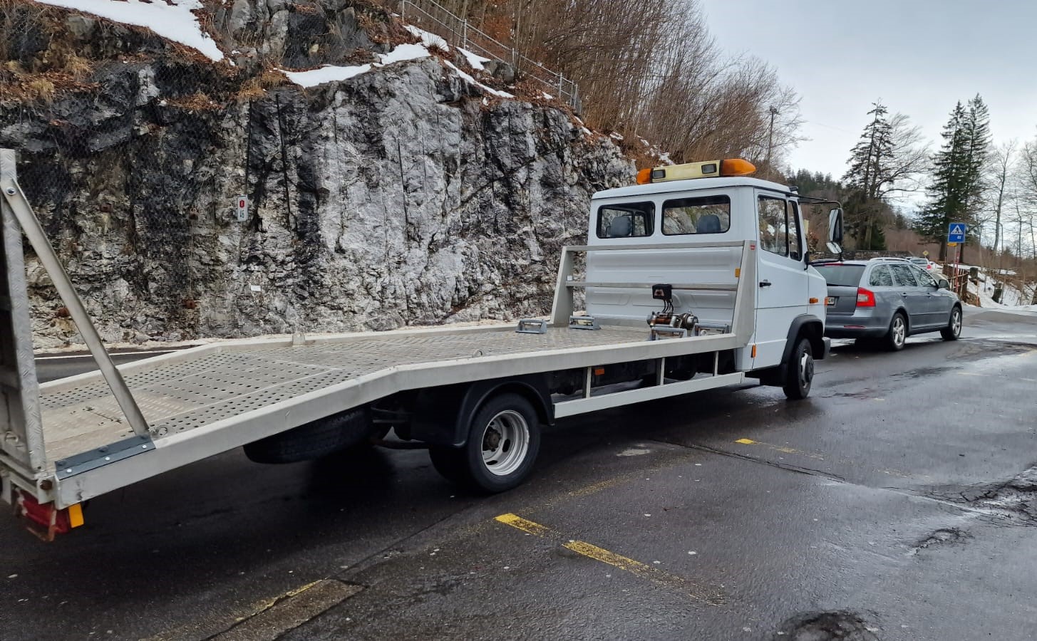 MERCEDES-BENZ VARIO 512 D-image-5