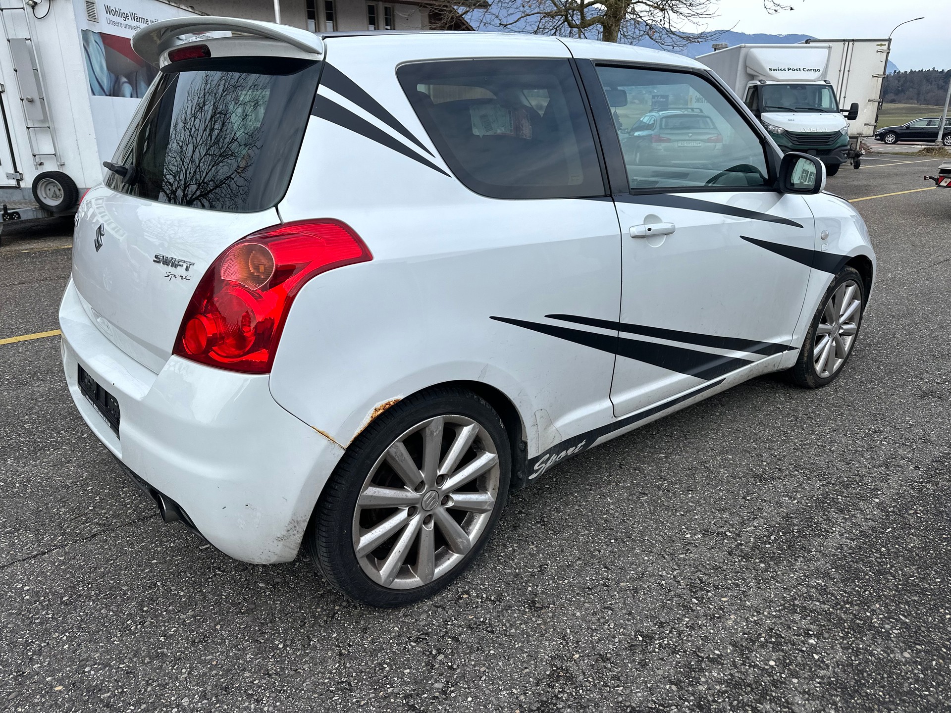 SUZUKI Swift 1.6i 16V Sport-image-3