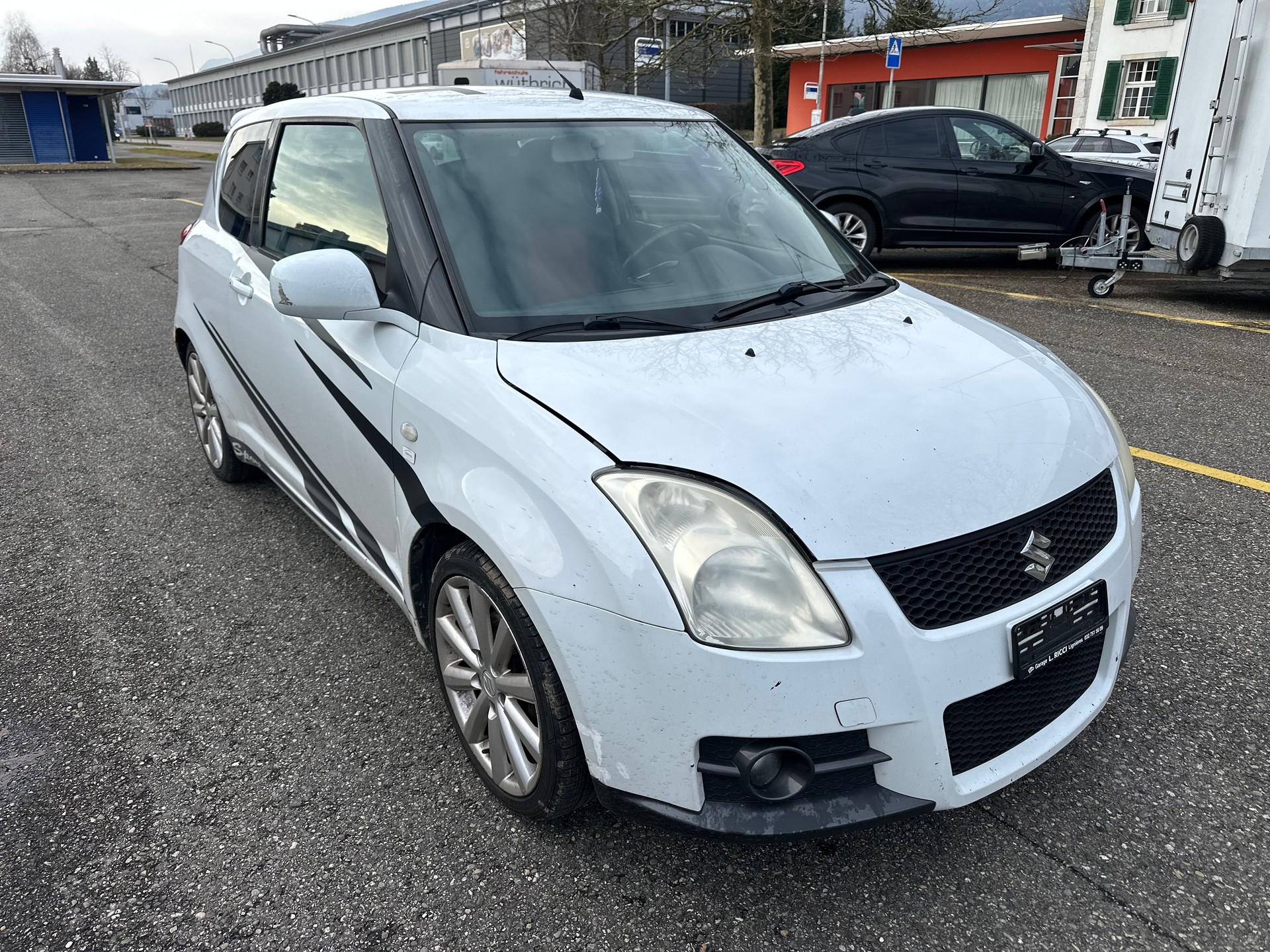 SUZUKI Swift 1.6i 16V Sport-image-1
