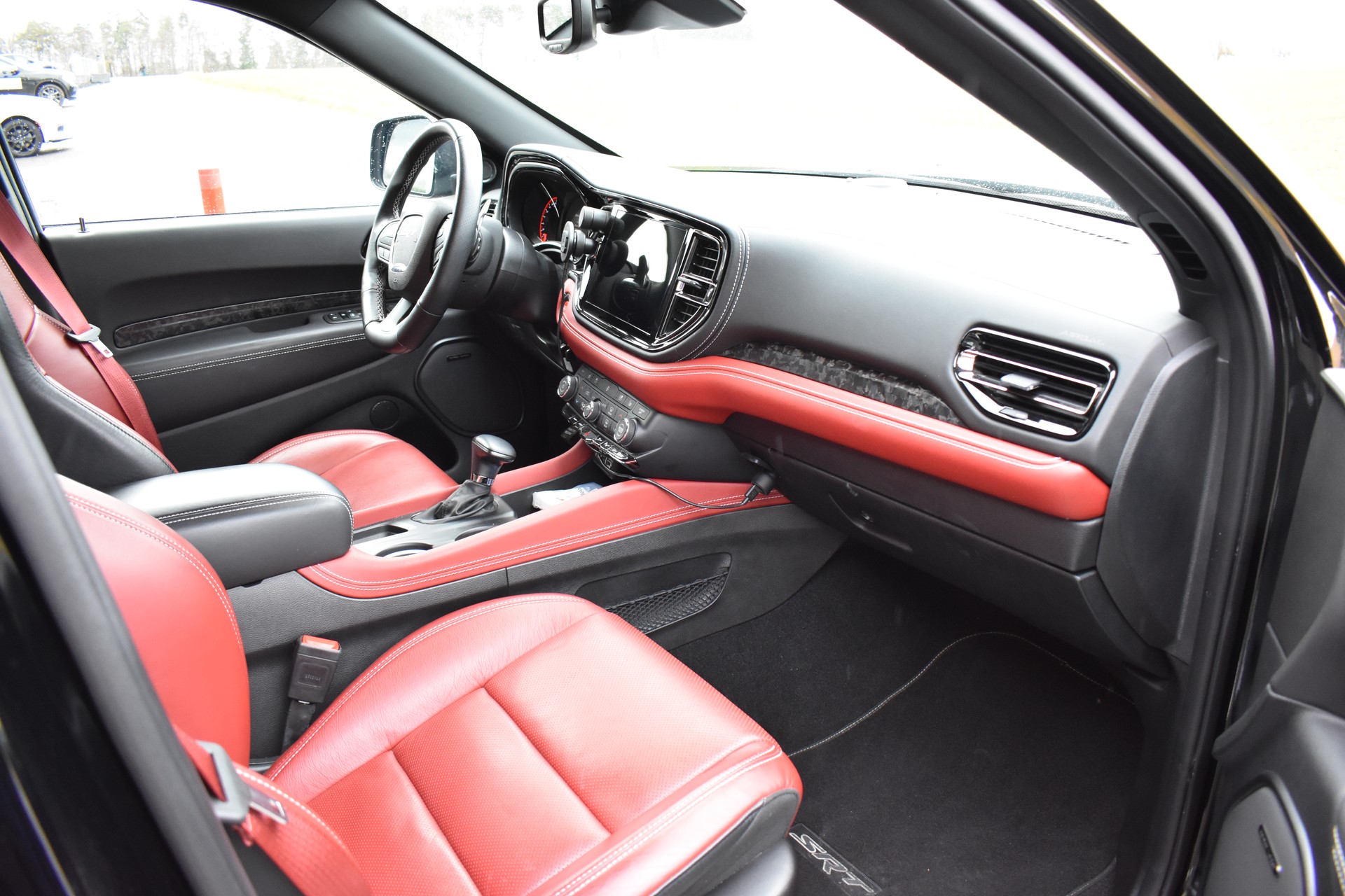 DODGE Durango 6.4 SRT-image-10