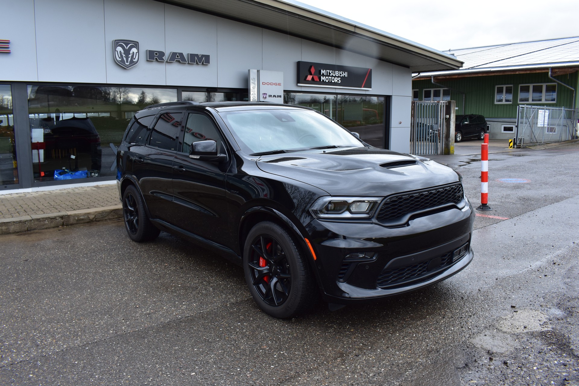 DODGE Durango 6.4 SRT-image-1