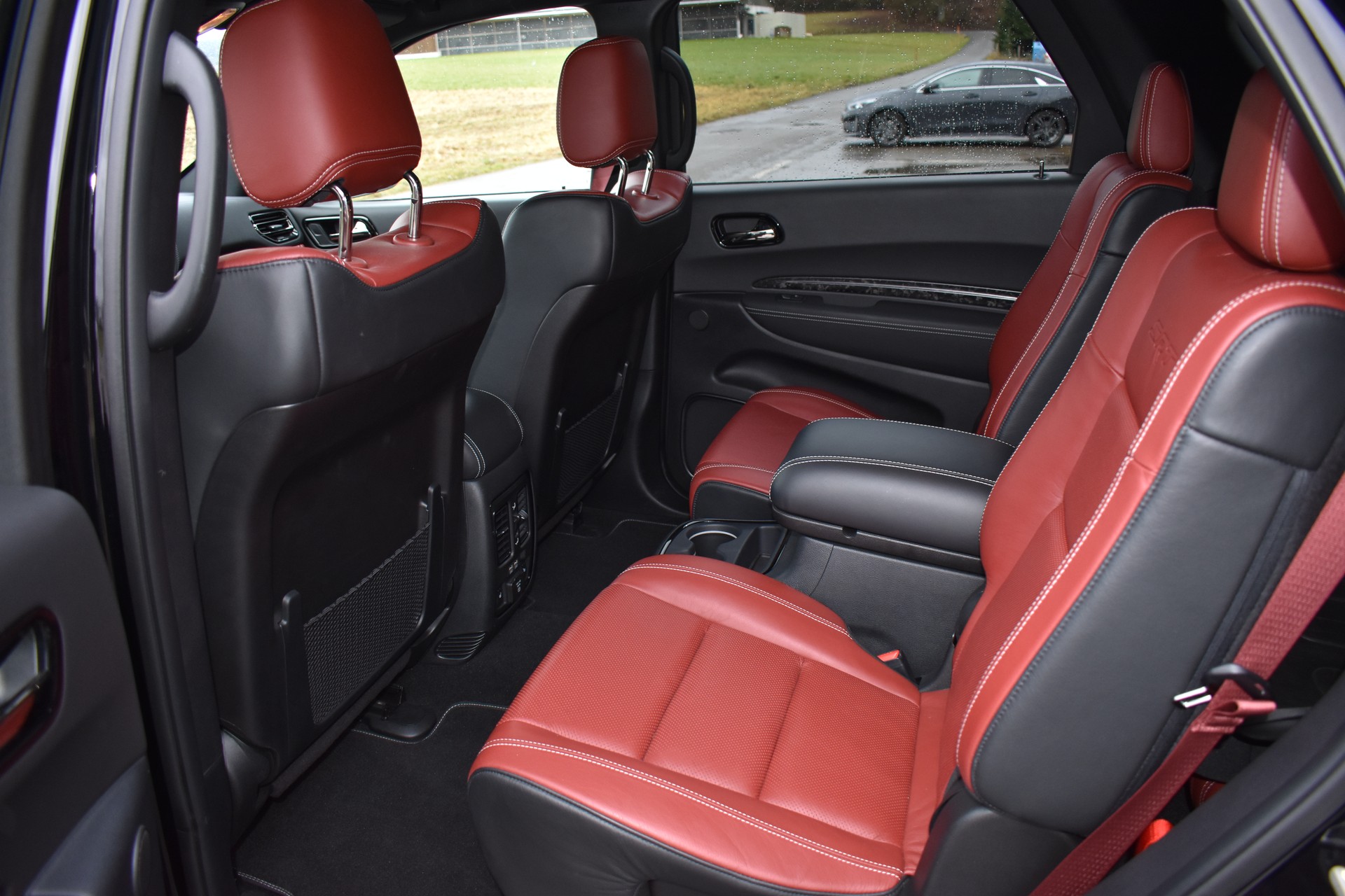 DODGE Durango 6.4 SRT-image-11