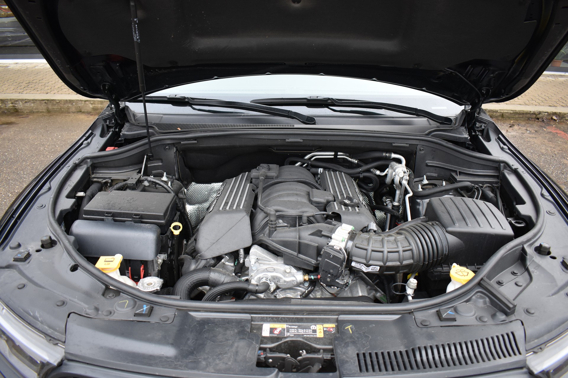 DODGE Durango 6.4 SRT-image-13