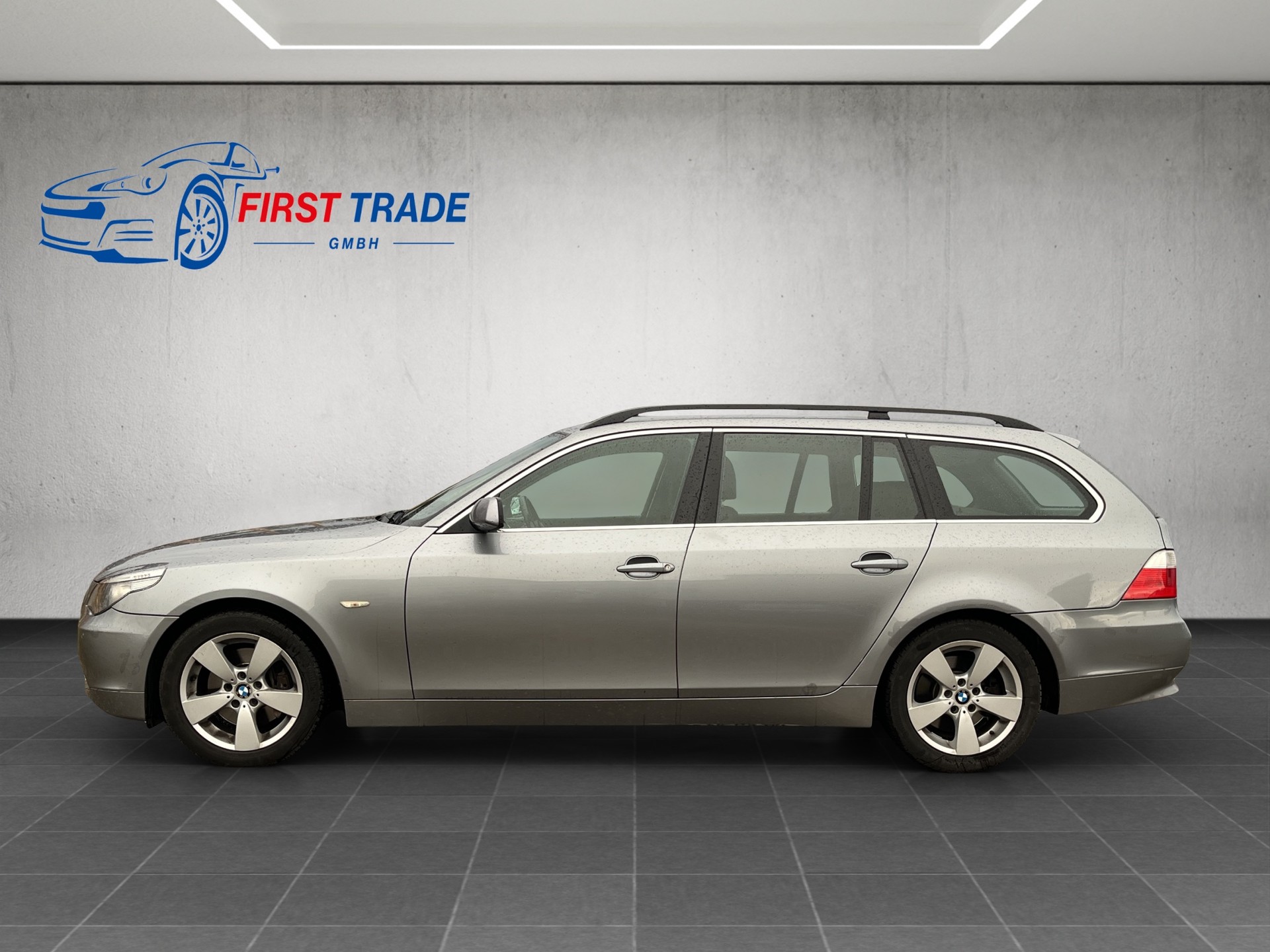 BMW 525xi Touring-image-7
