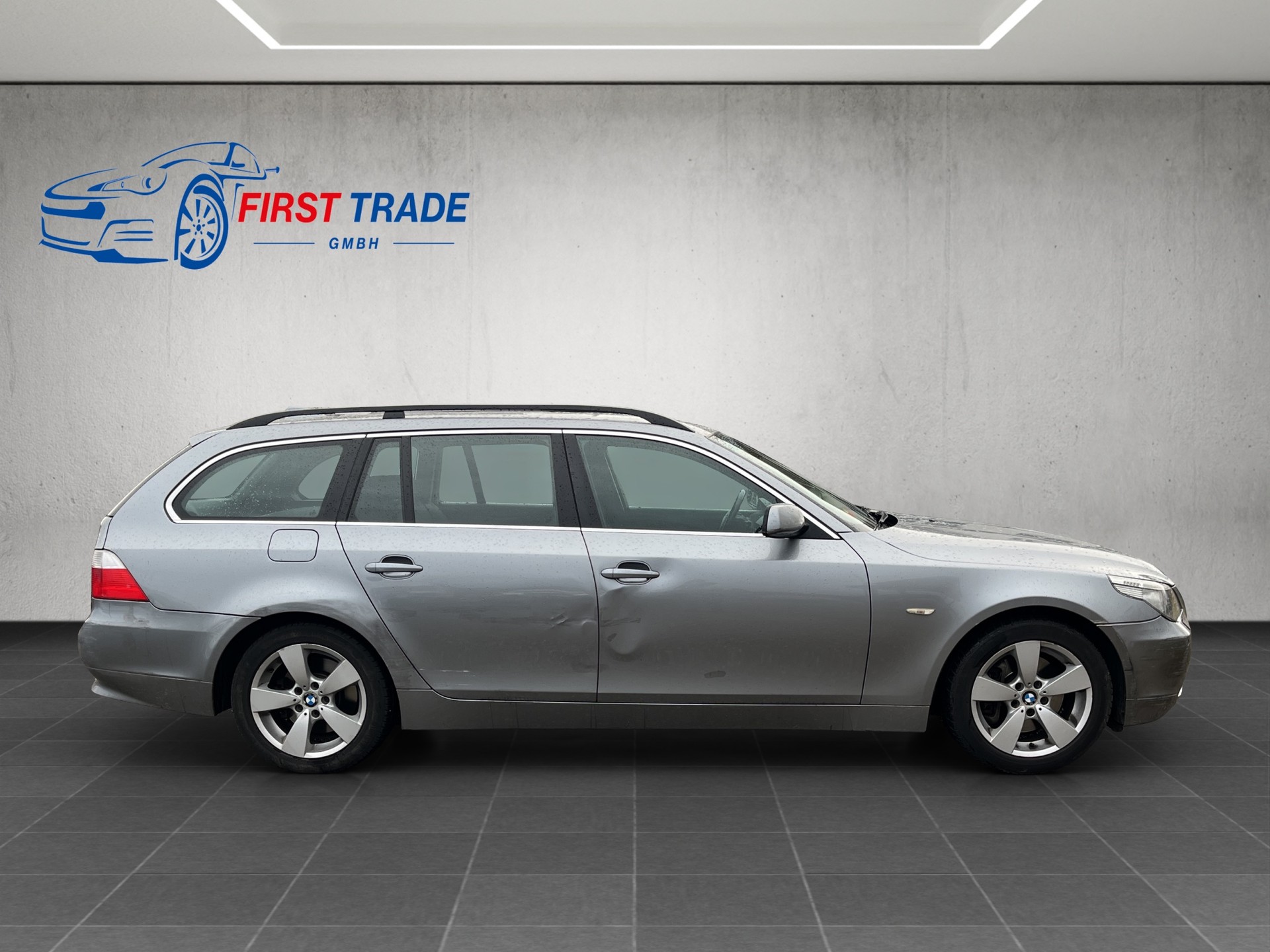 BMW 525xi Touring-image-3